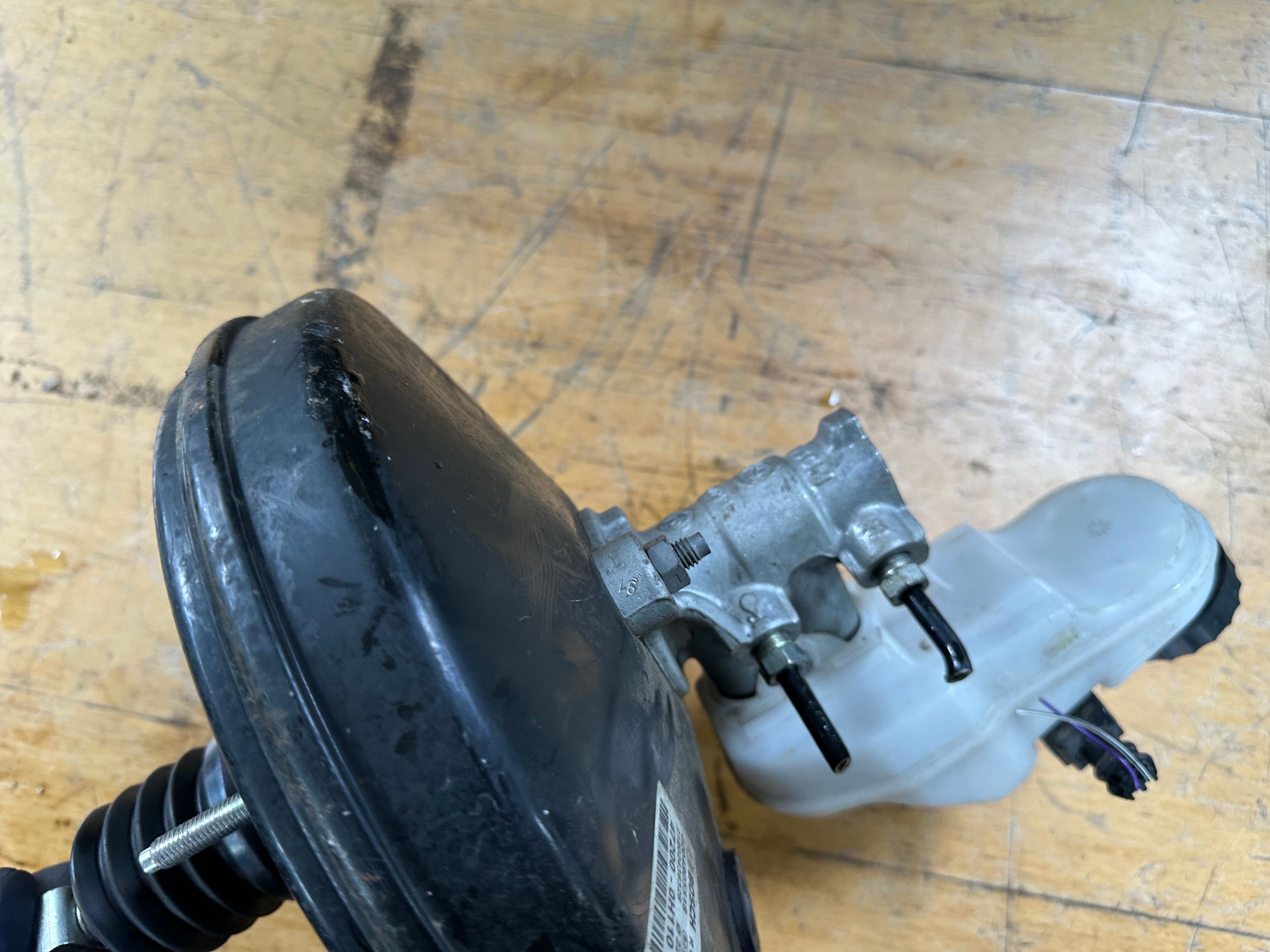 Toyota Aygo MK2 2020 Brake Servo & Master Cylinder (47200-0H110)