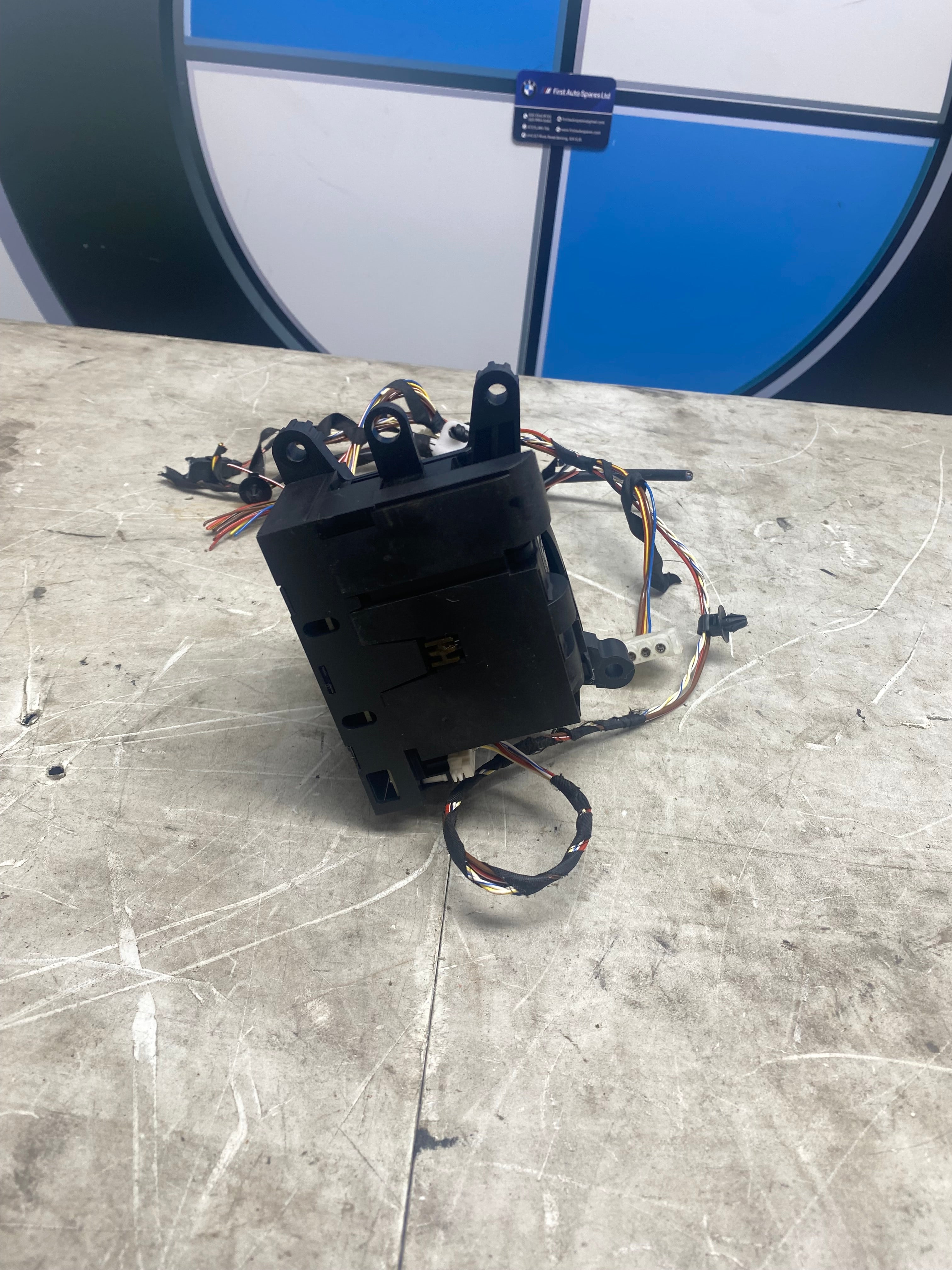 BMW X3 / X4 G Series Gear Selector Shift Knob – 2018–Present