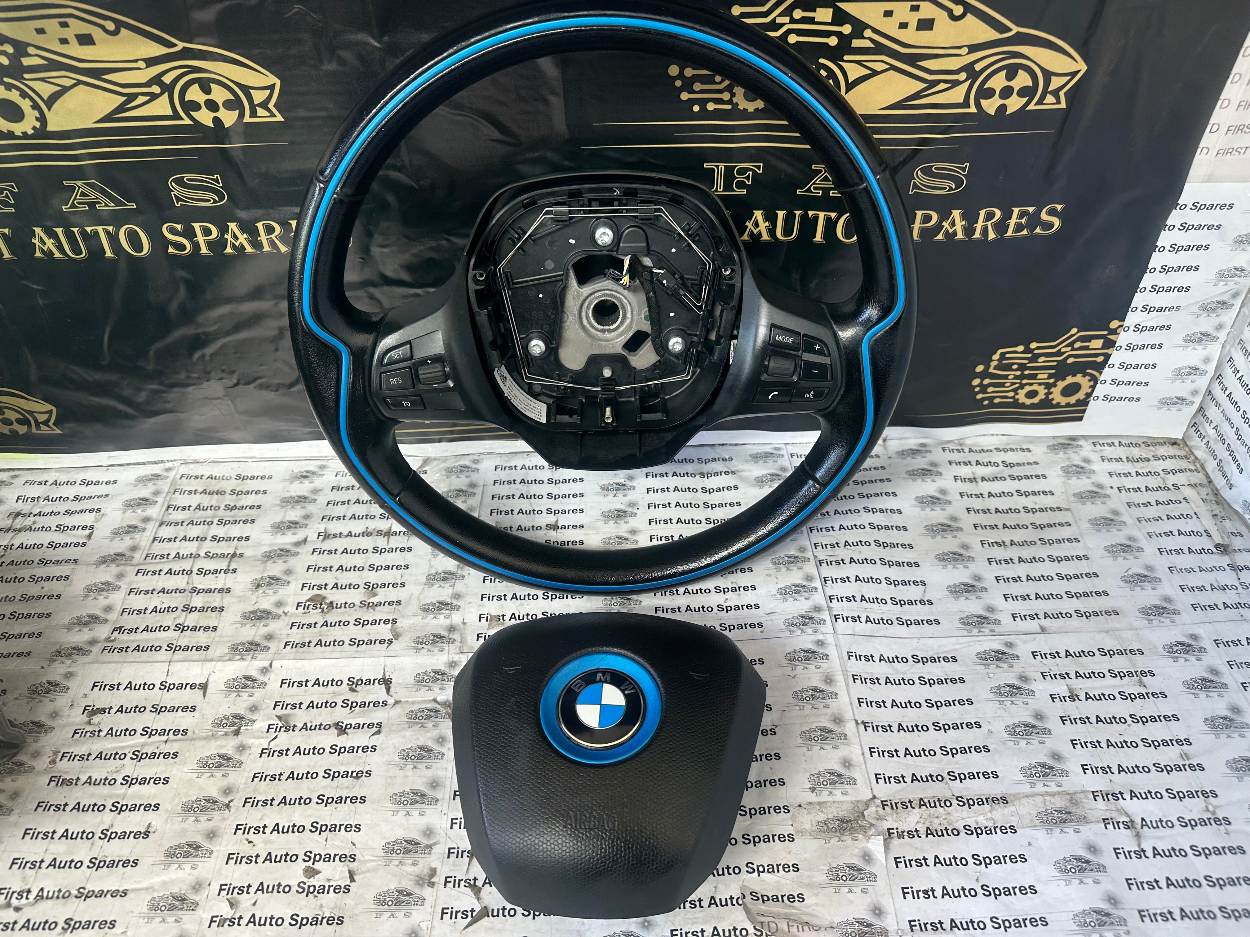 BMW i3 2018 Steering Wheel with Airbag (6870159-02) (DVV5622)