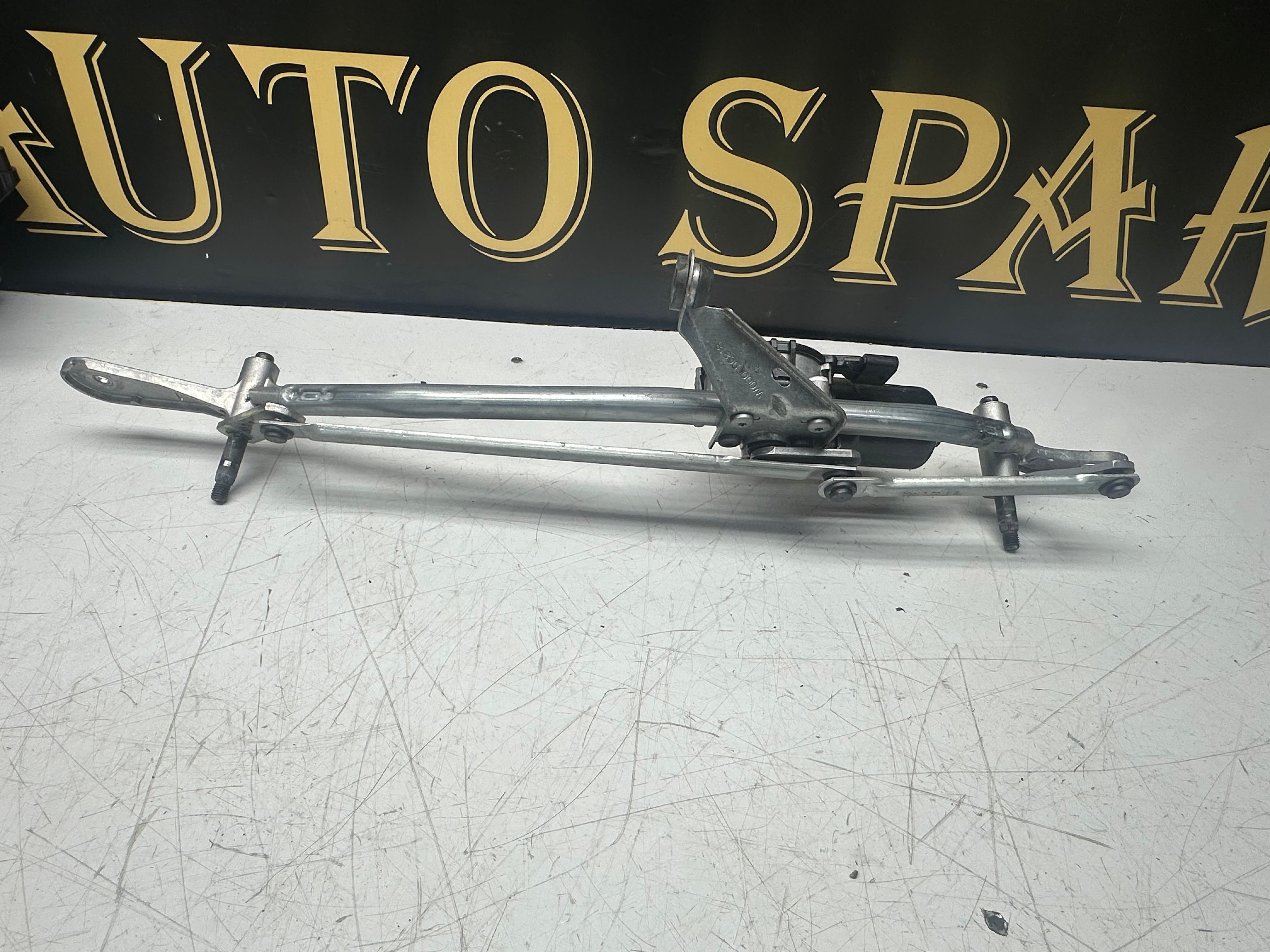 BMW 3 Series G20 G21 Front Wiper Motor (W000090851) 2018–2021