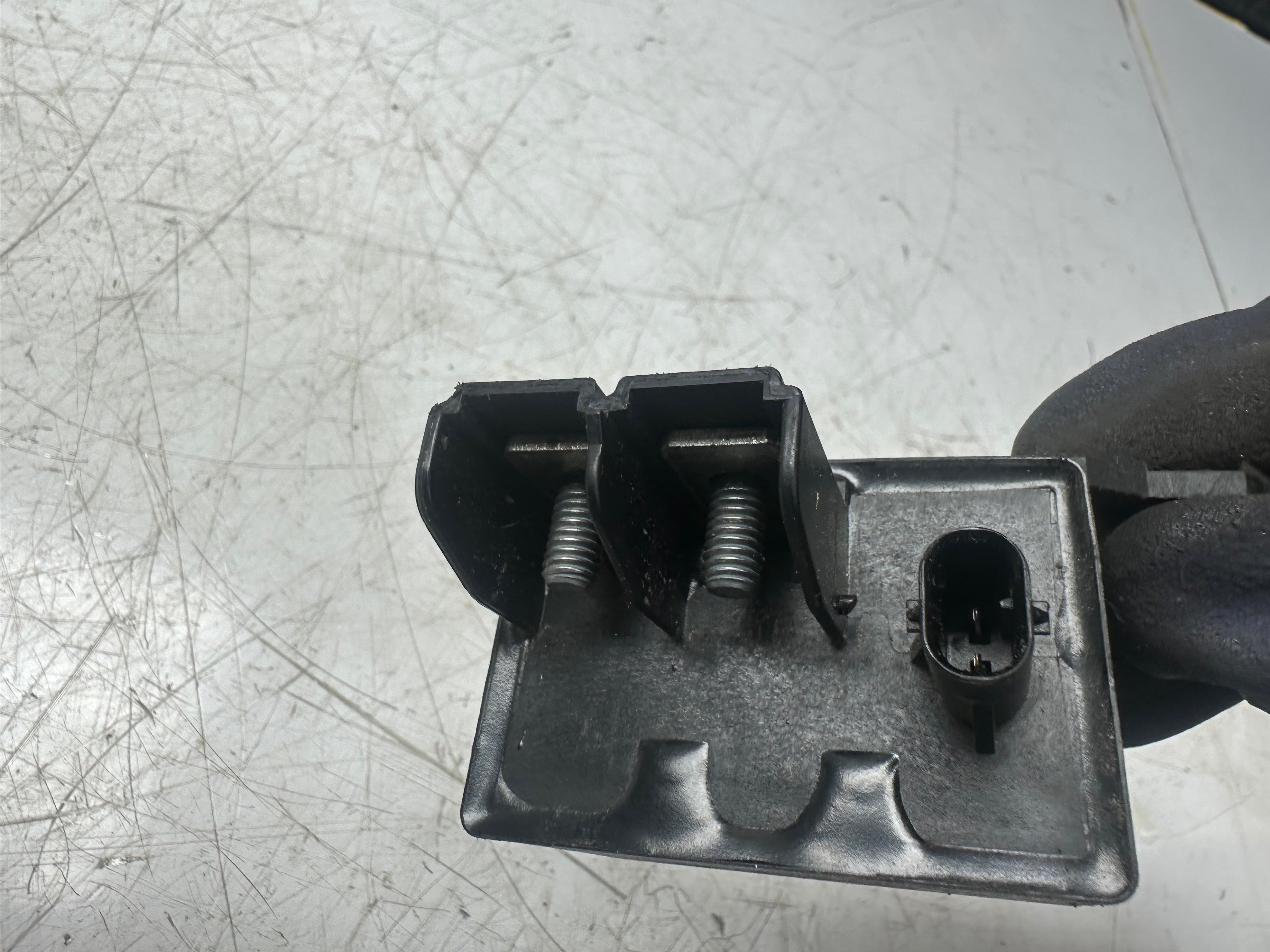 BMW 3 5 6 7 X5 X6 Engine Cooling Fan Relay Control Module (9198302)
