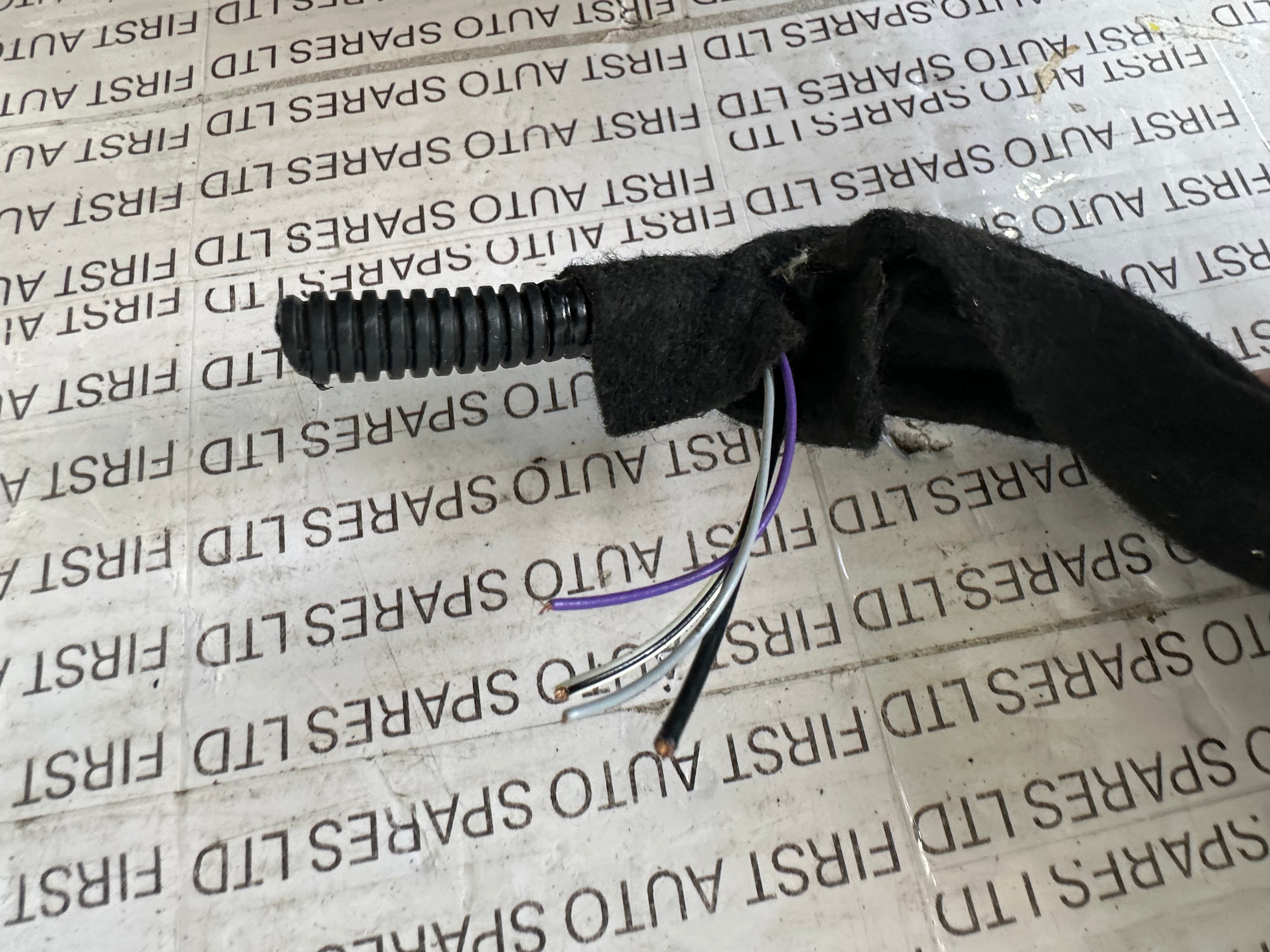 PEUGEOT 107 CITROEN C1 REAR SEAT BELT Buckle (972502, B891)