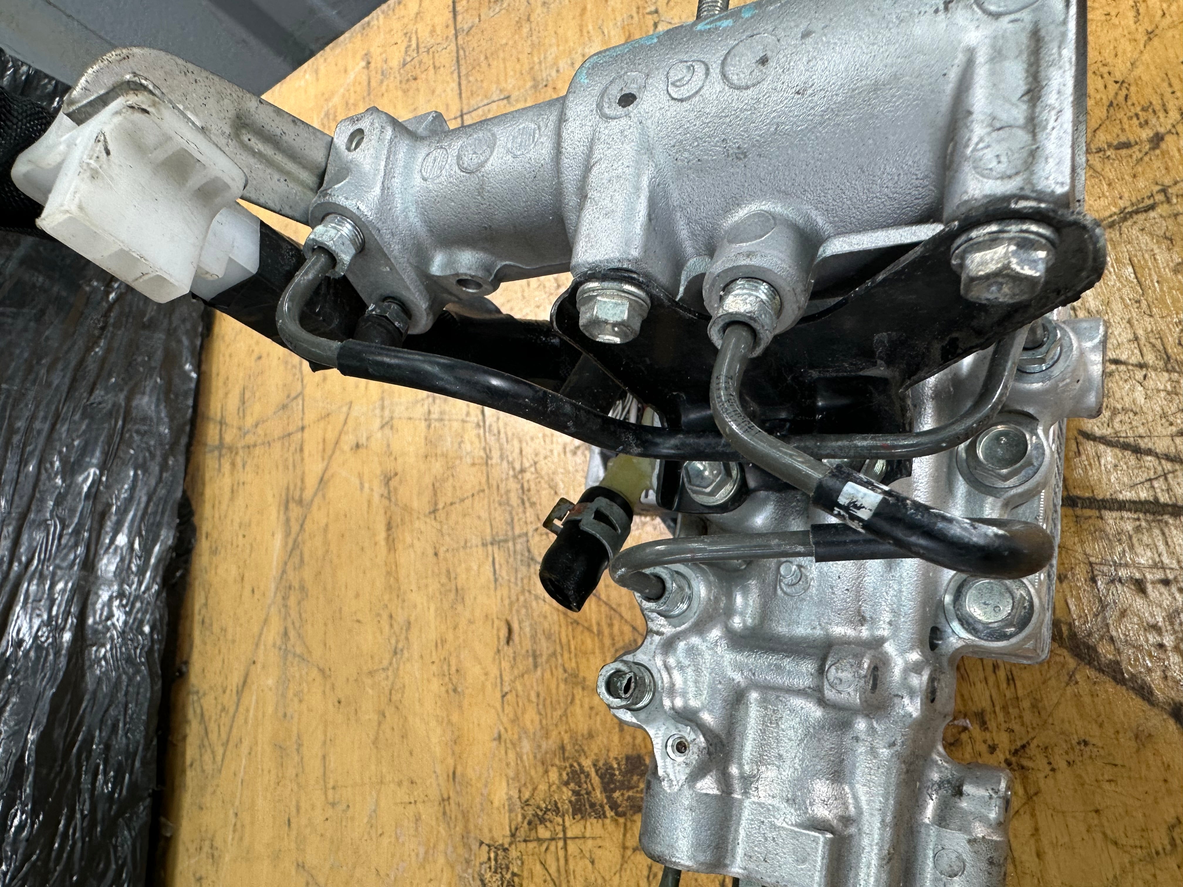 Toyota Auris 2014 Hybrid Estate ABS Brake Servo (47210-12160)