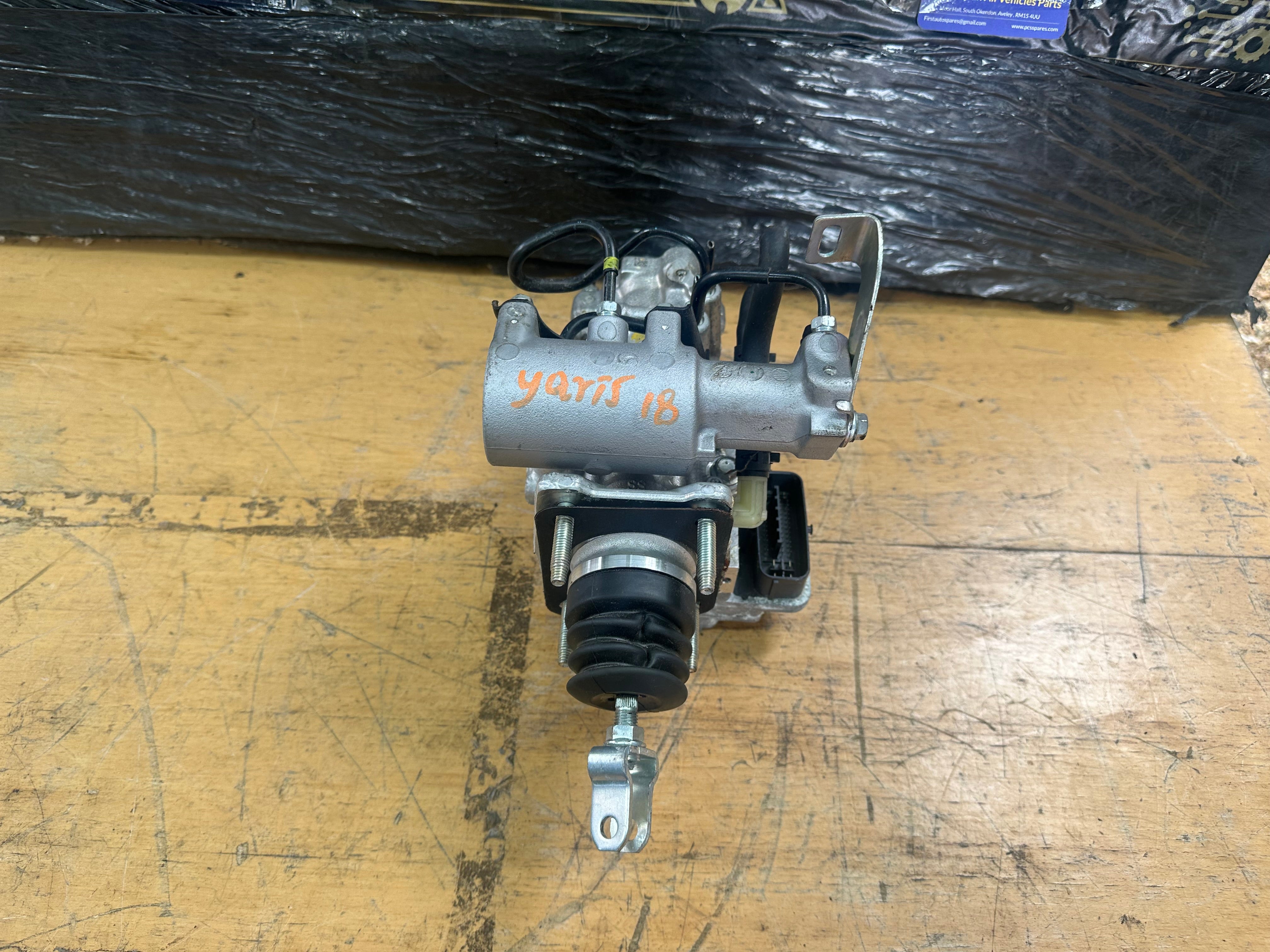 Toyota Yaris 2015–2020 1.5 Hybrid ABS Pump Module (47210-52500) (47270-47030)