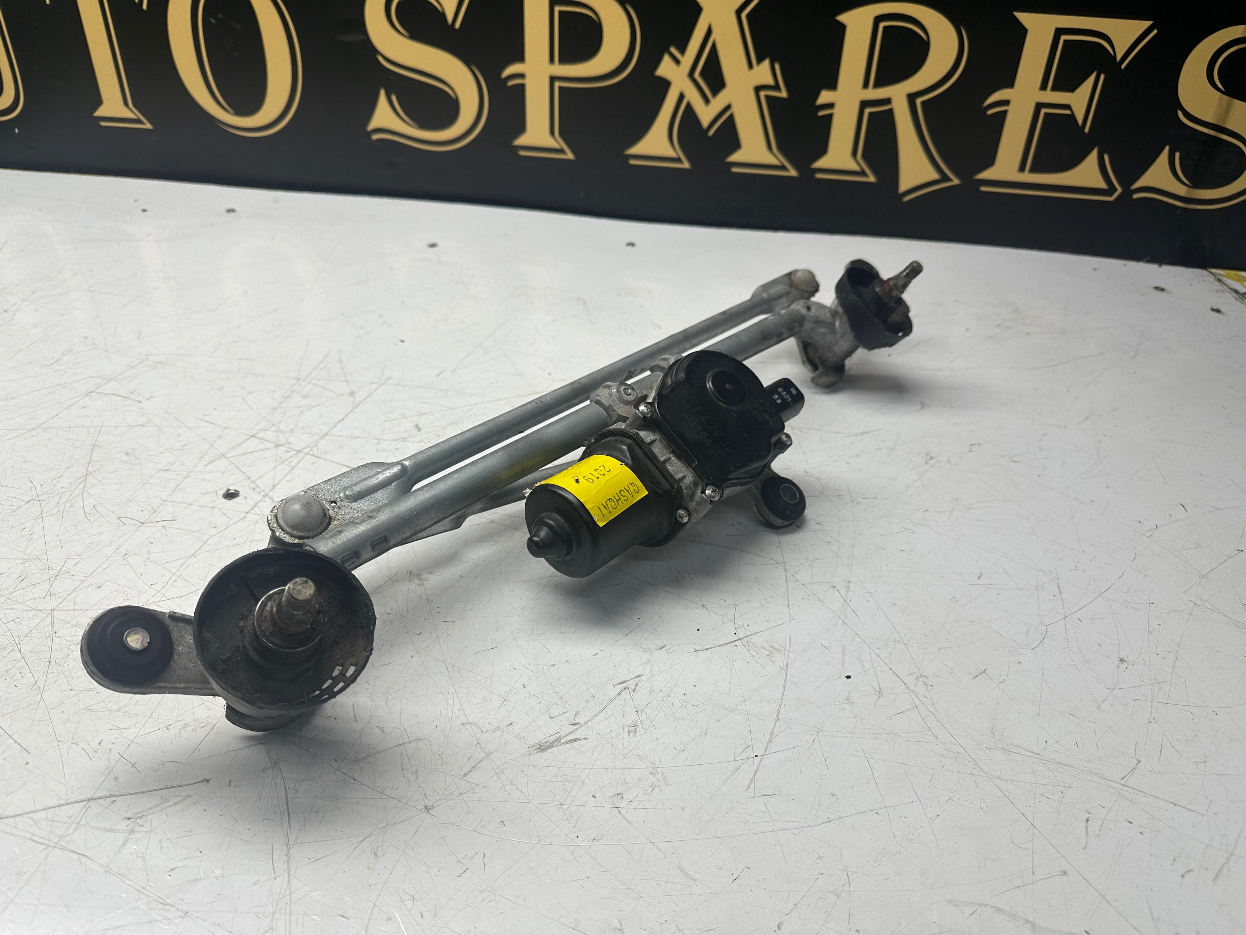 Nissan Qashqai J11 2019 Wiper Motor & Linkage (288004EA0A)