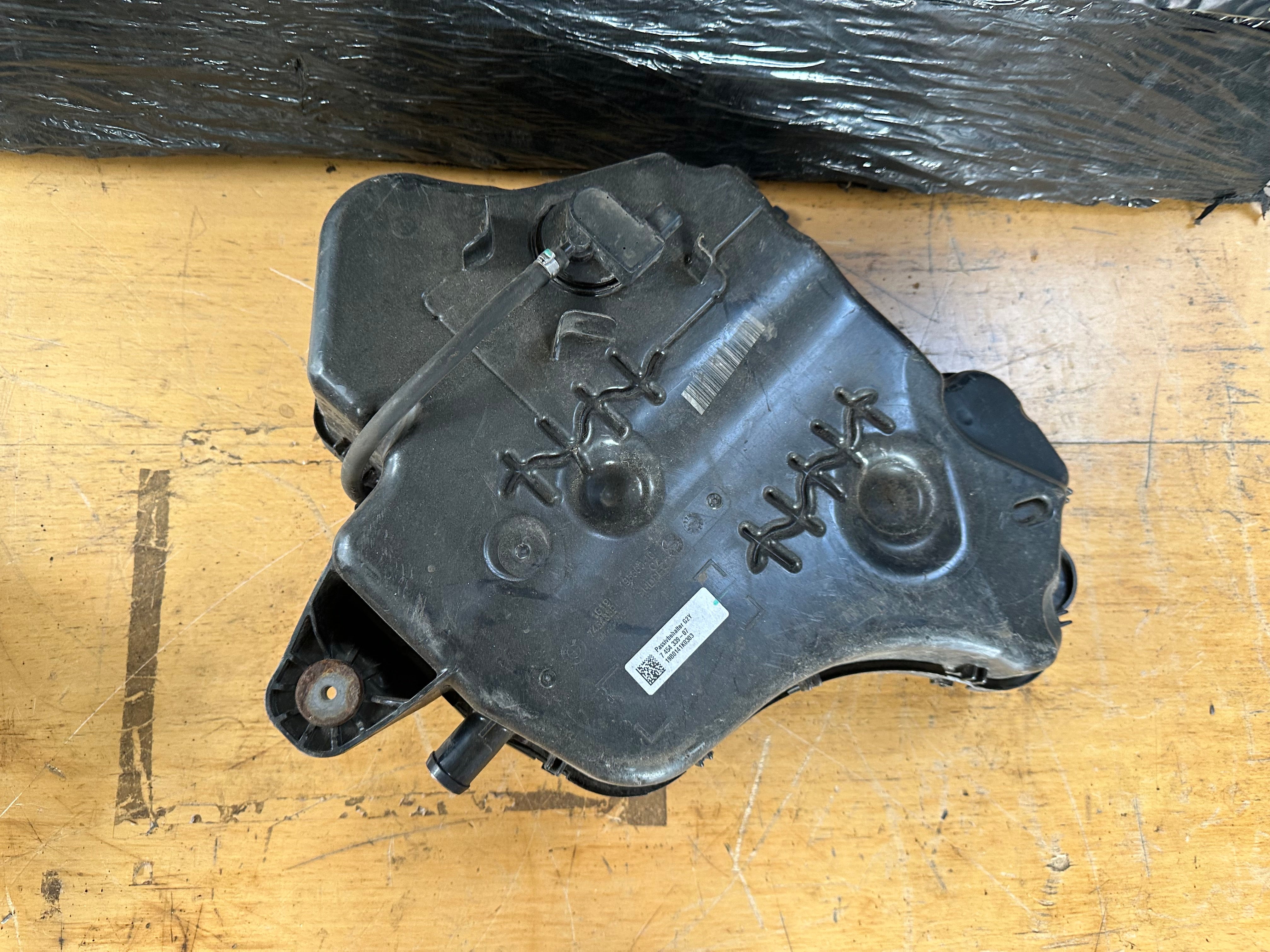 BMW 3 Series G20 Diesel AdBlue Fuel Tank (16197454339) (195660-10) (7454338-08)