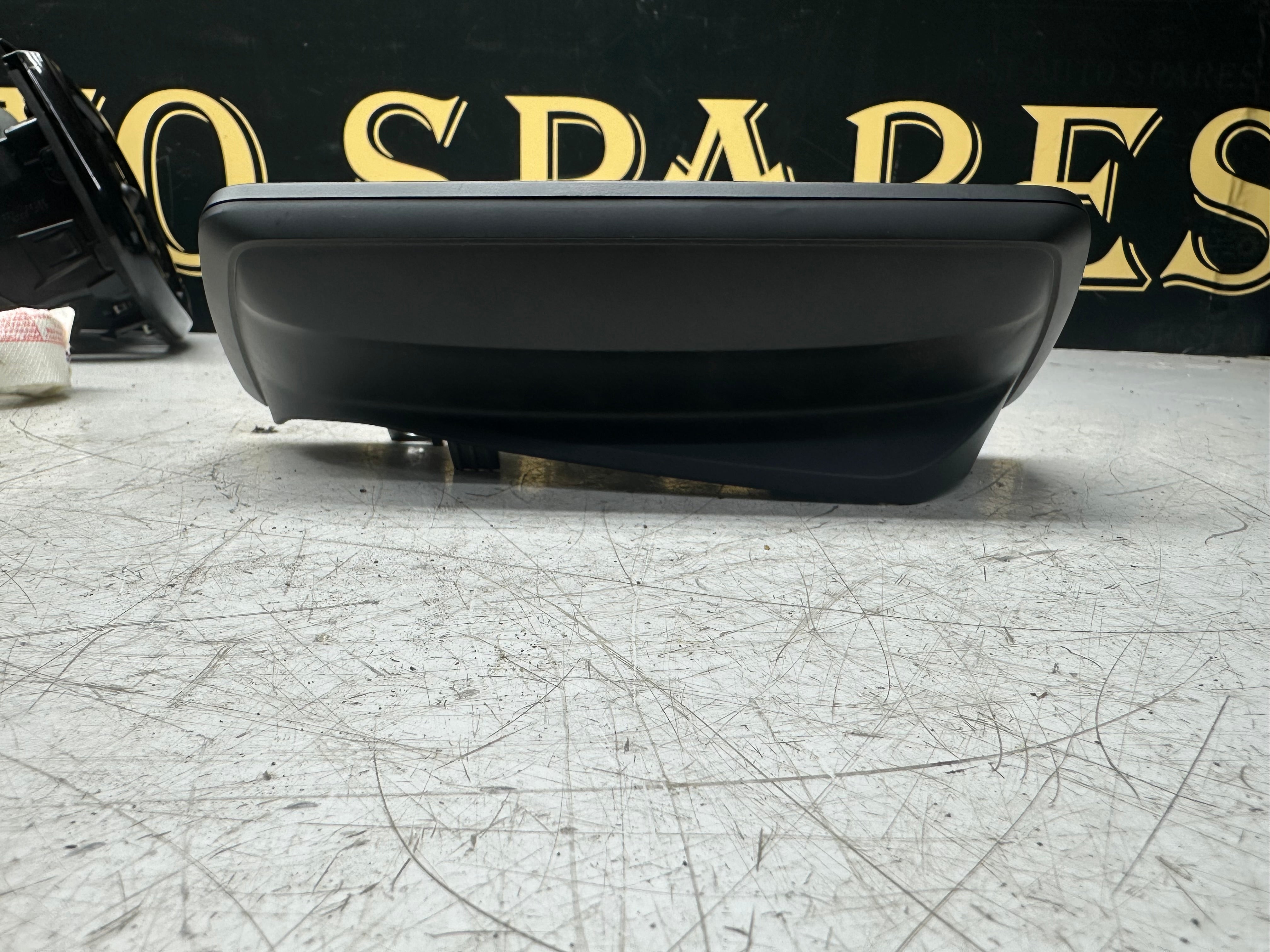 BMW 1 Series F21 Display Screen 9322122-08 – 2015–2019