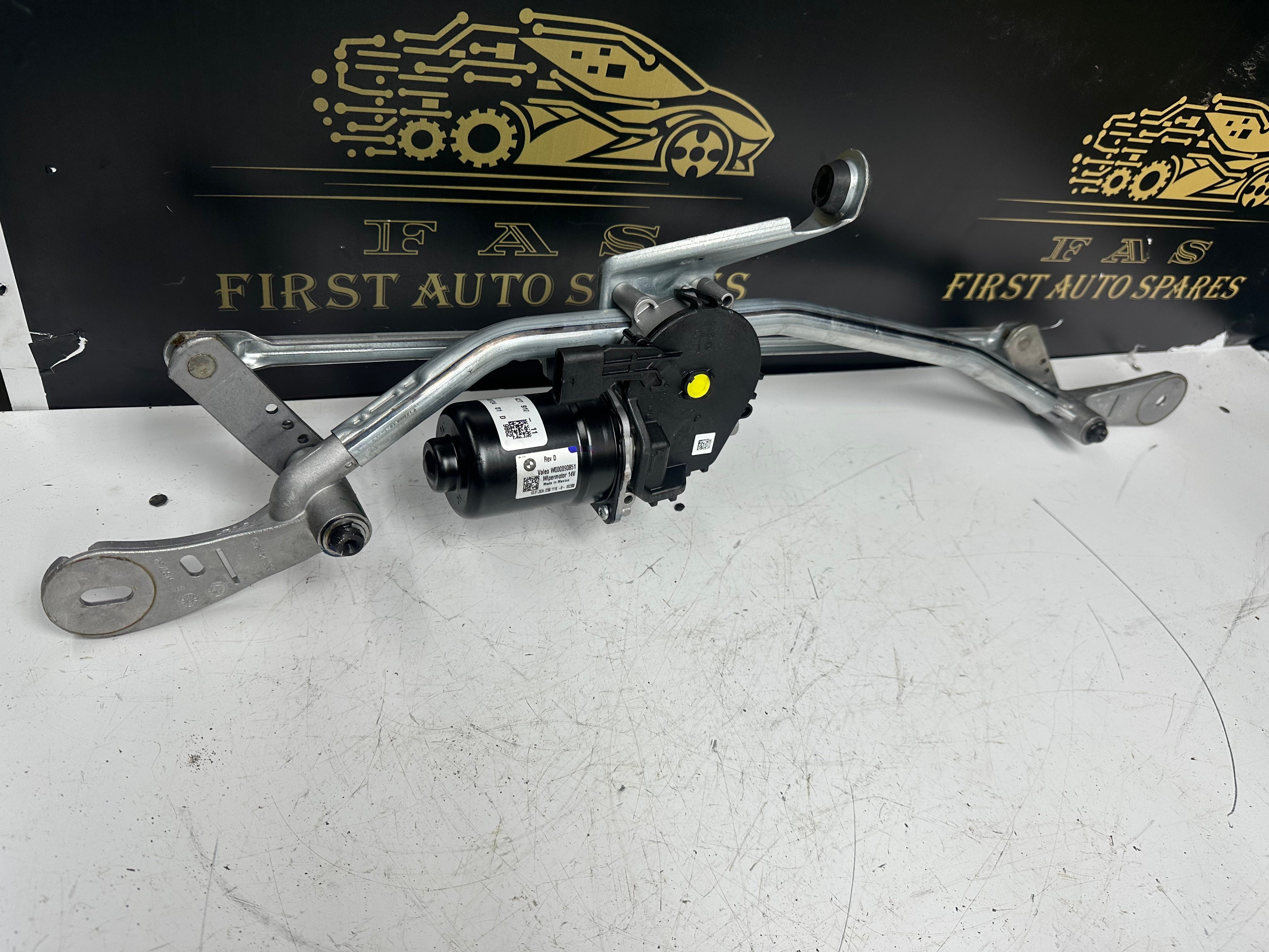 BMW 3 Series Front Windscreen Wiper Motor & Linkage (W000090851) (W000090818)