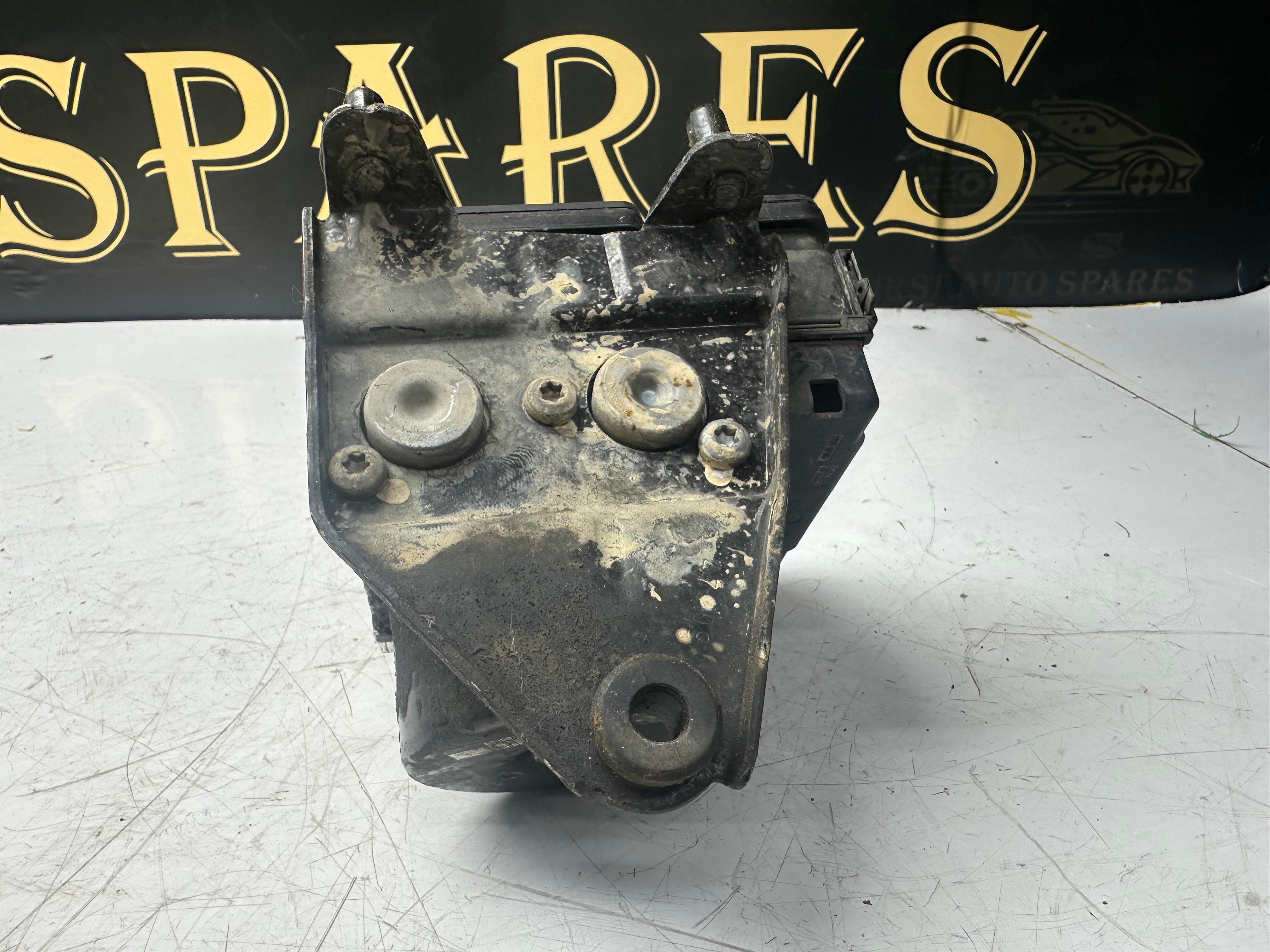 Volkswagen Golf / Audi A3 ABS Pump Control Unit (1K0907379AH)