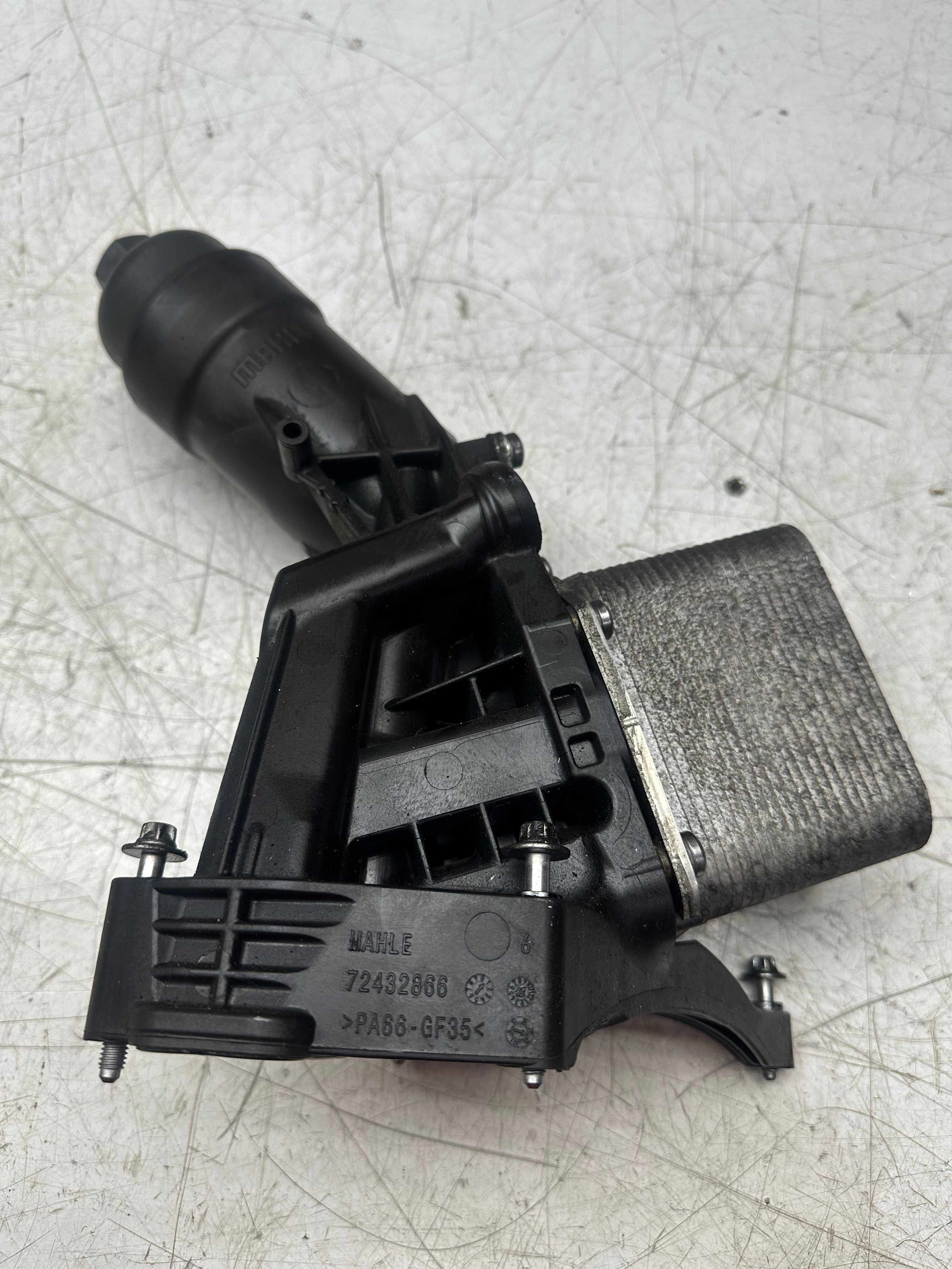 BMW Mahle Oil Cooler (72432866)