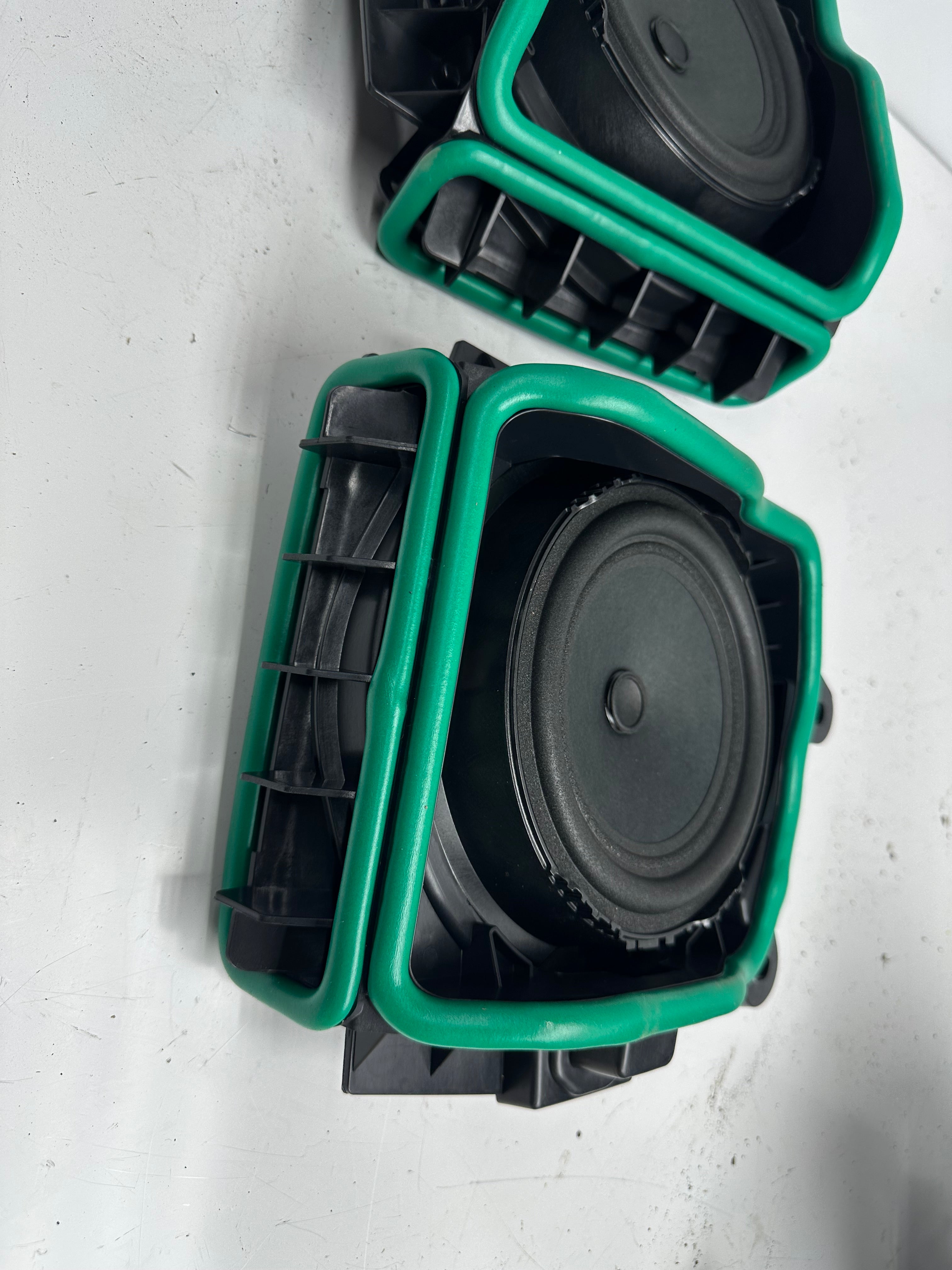 BMW 3 Series G20 G21 Right & Left Subwoofer Bass Speakers (6513 2622566-01) (6513 2622565-01)