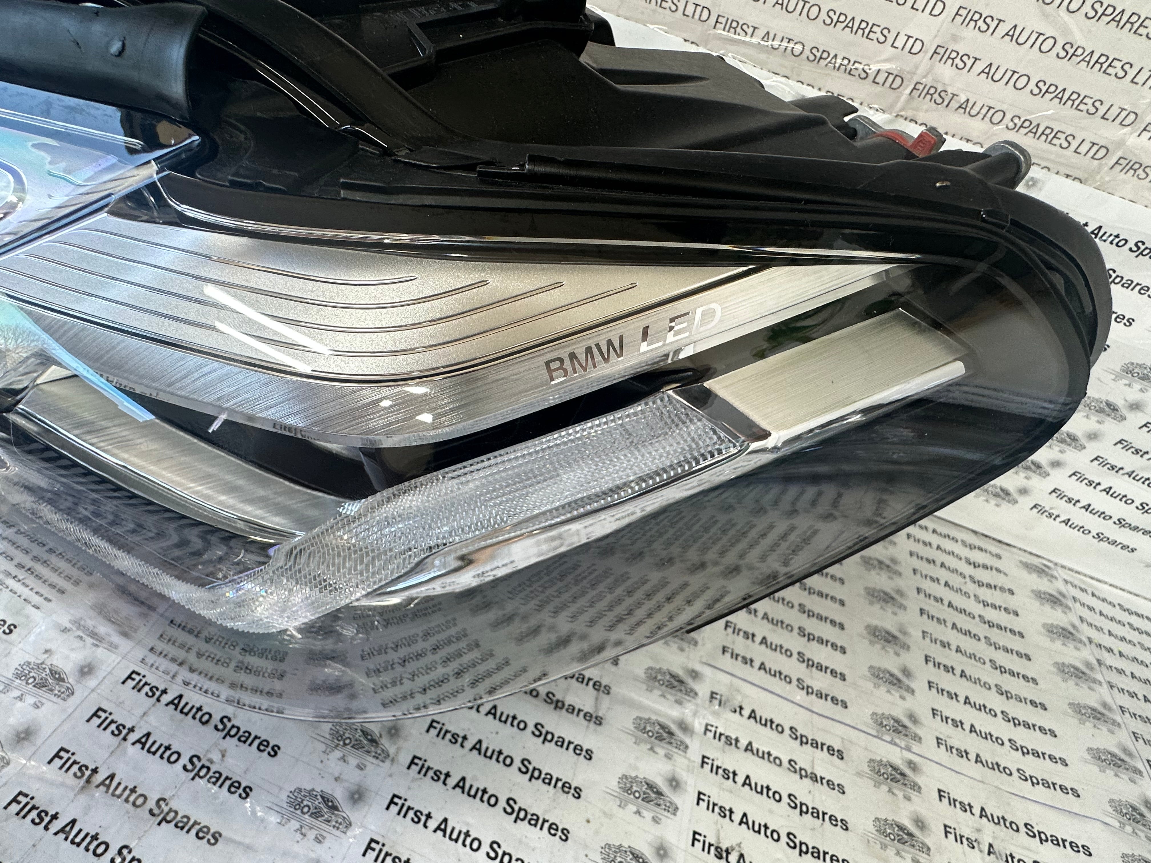 BMW 5 Series G30 F90 G31 LED Left Headlight (9479273-10)