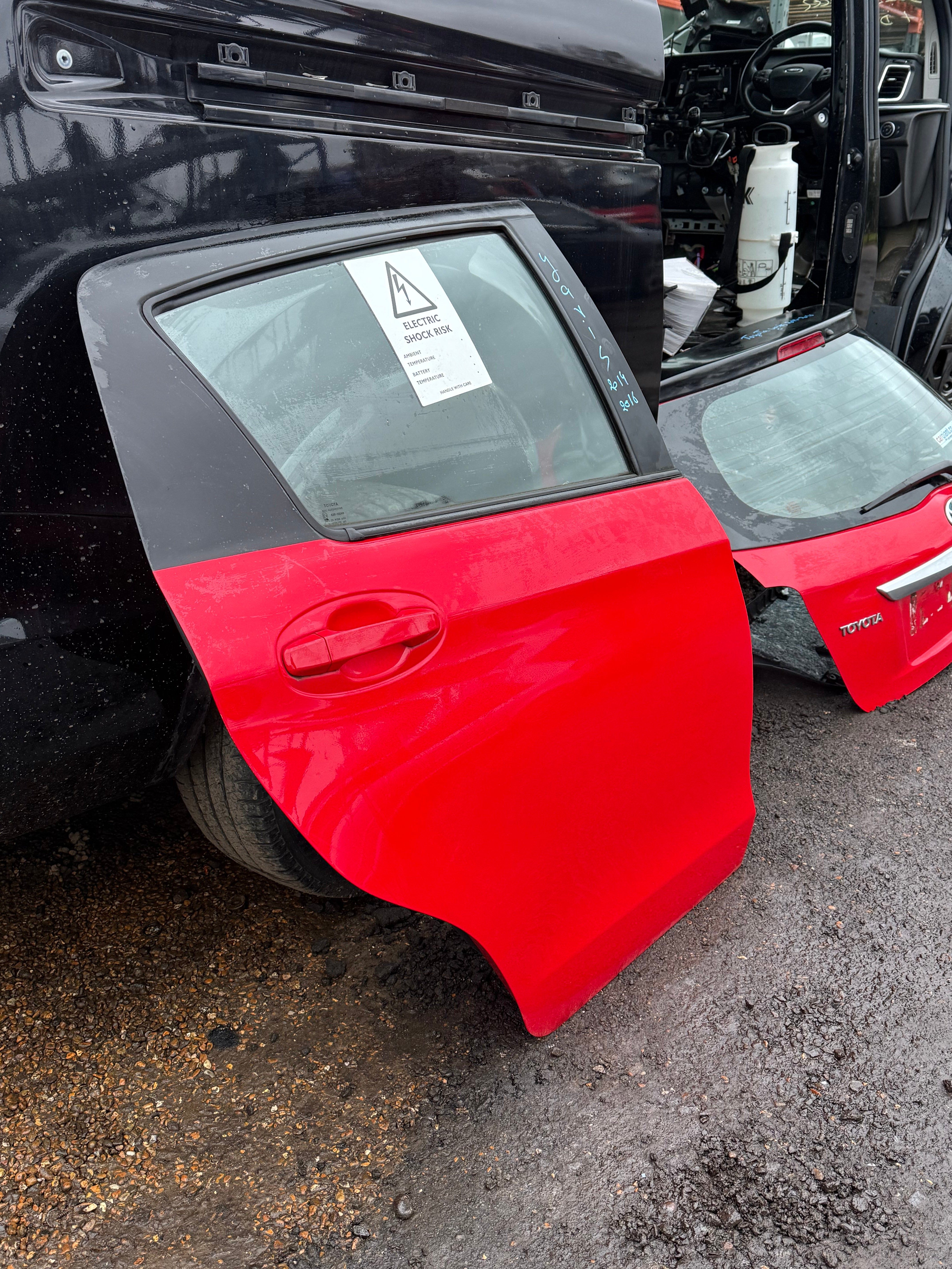 Toyota Yaris 2014-2016 Driver Side Rear Door