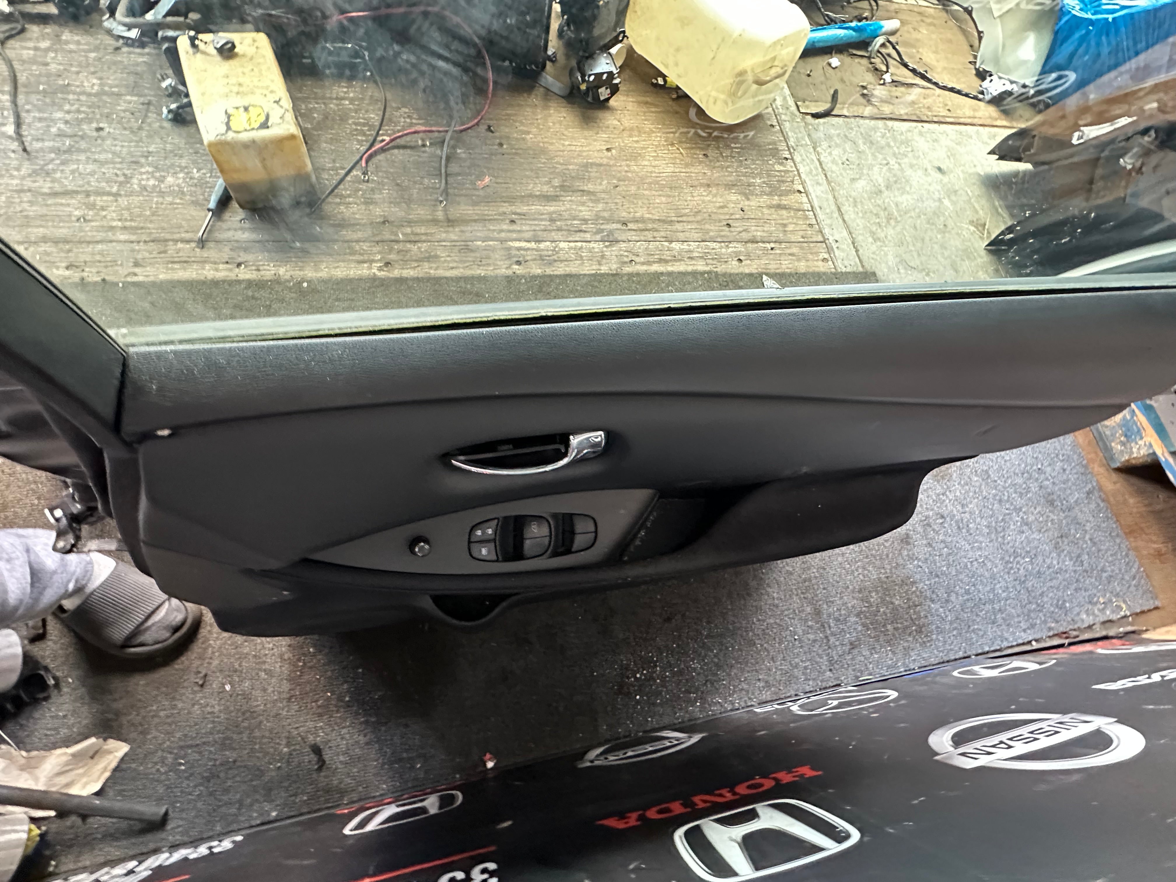 Nissan Leaf 2022 O/S/F Right Front Door