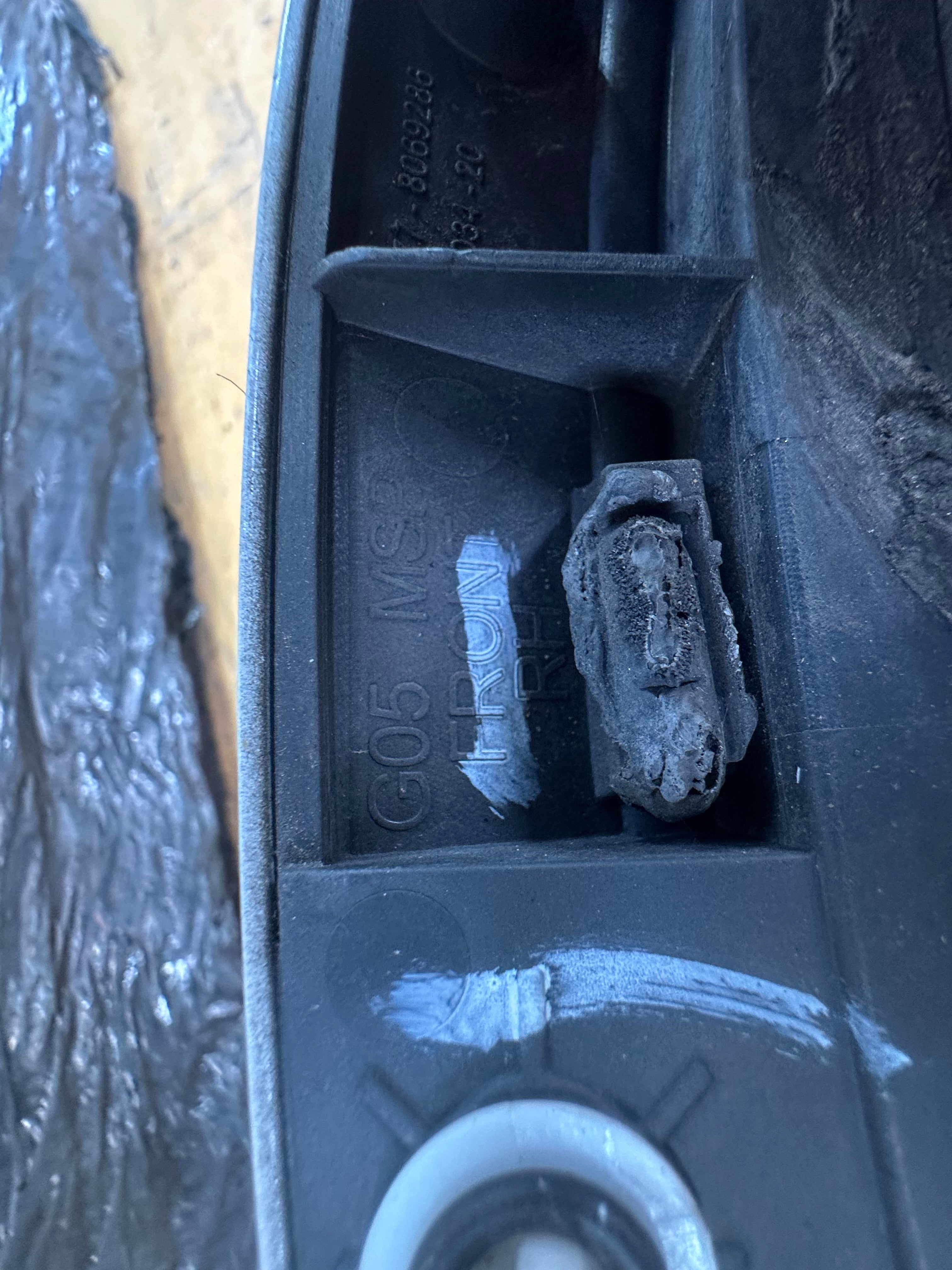 BMW X5 G05 M Sport 2019-2024 Right Driver’s Front Wheel Arch Trim (8069286) (867721)