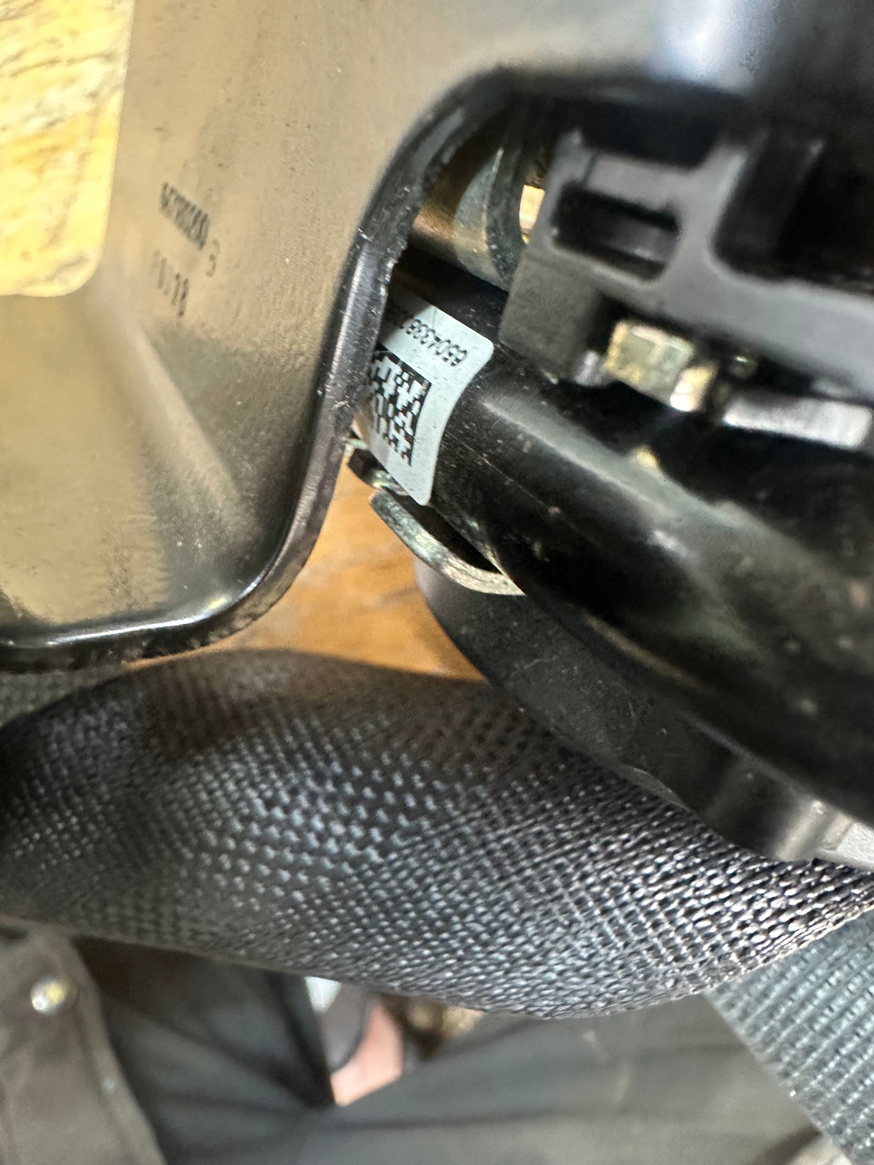 Jaguar XE 2015 Left and Right Rear Seat Belt (0589-P1-000277)