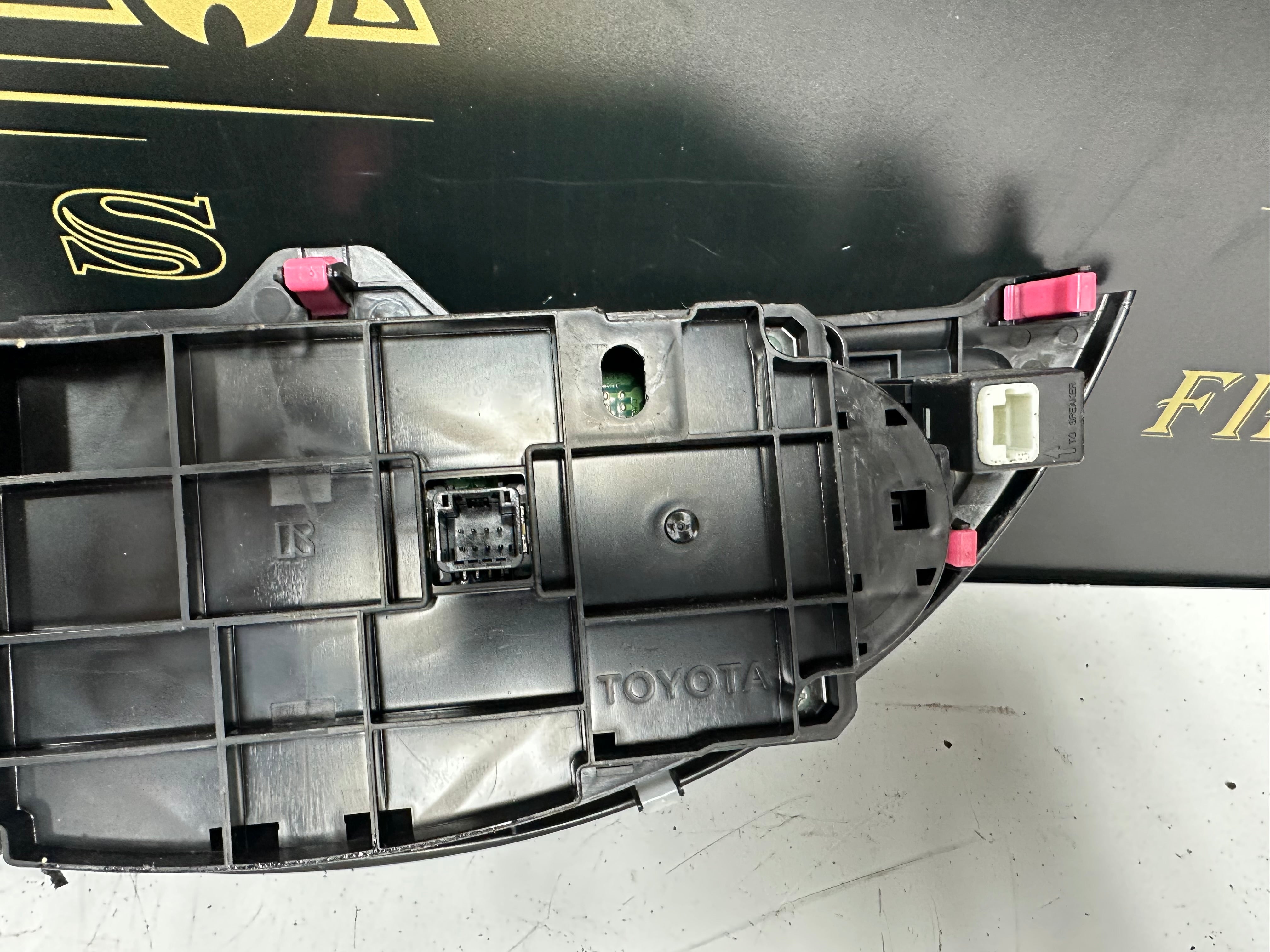 Toyota Yaris 2017 A/C Heater Climate Control (55900-OD820)
