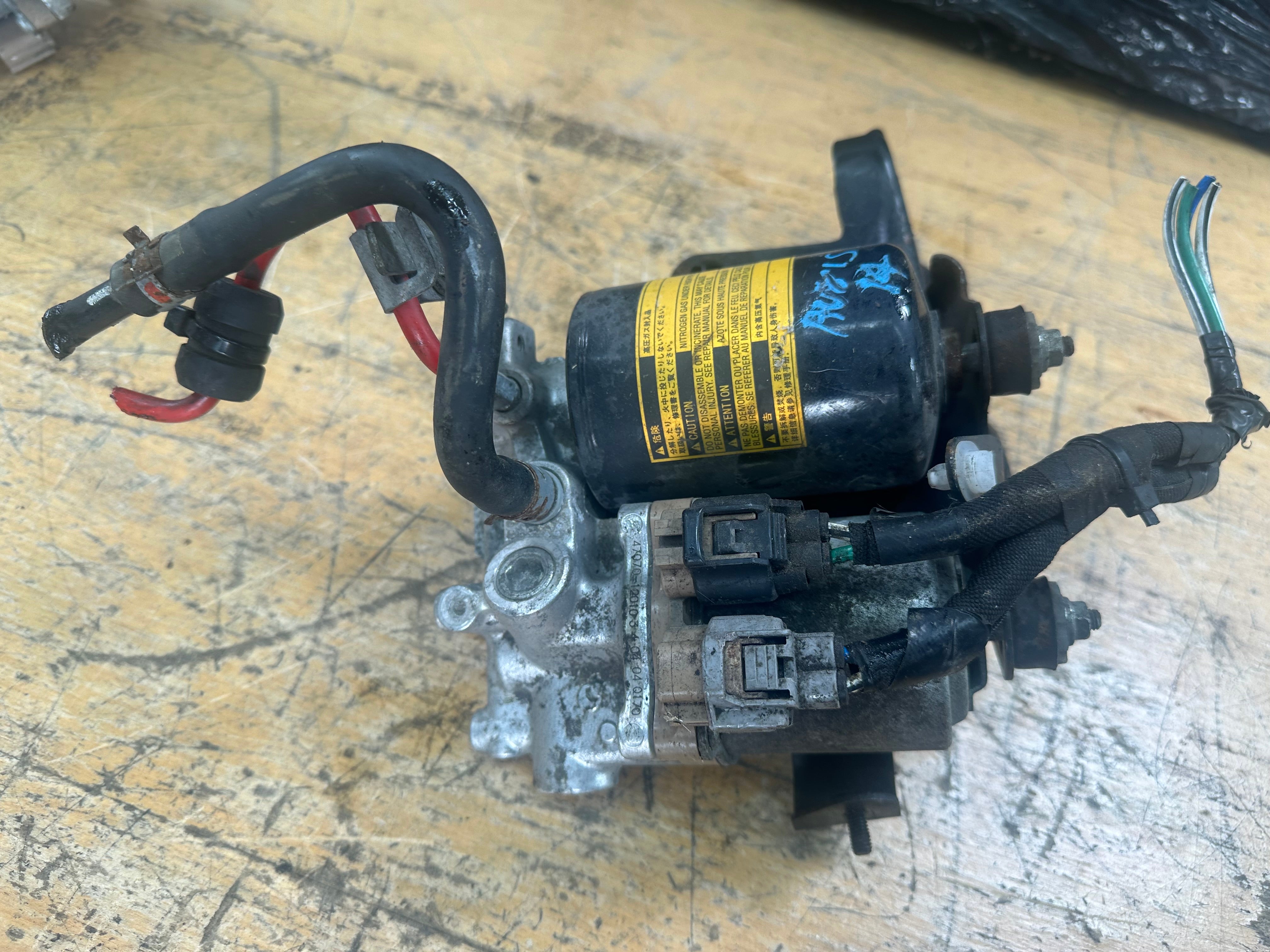 Toyota Auris 2010-2019 1.8 ABS Pump Brake Booster Actuator (47070-12010)