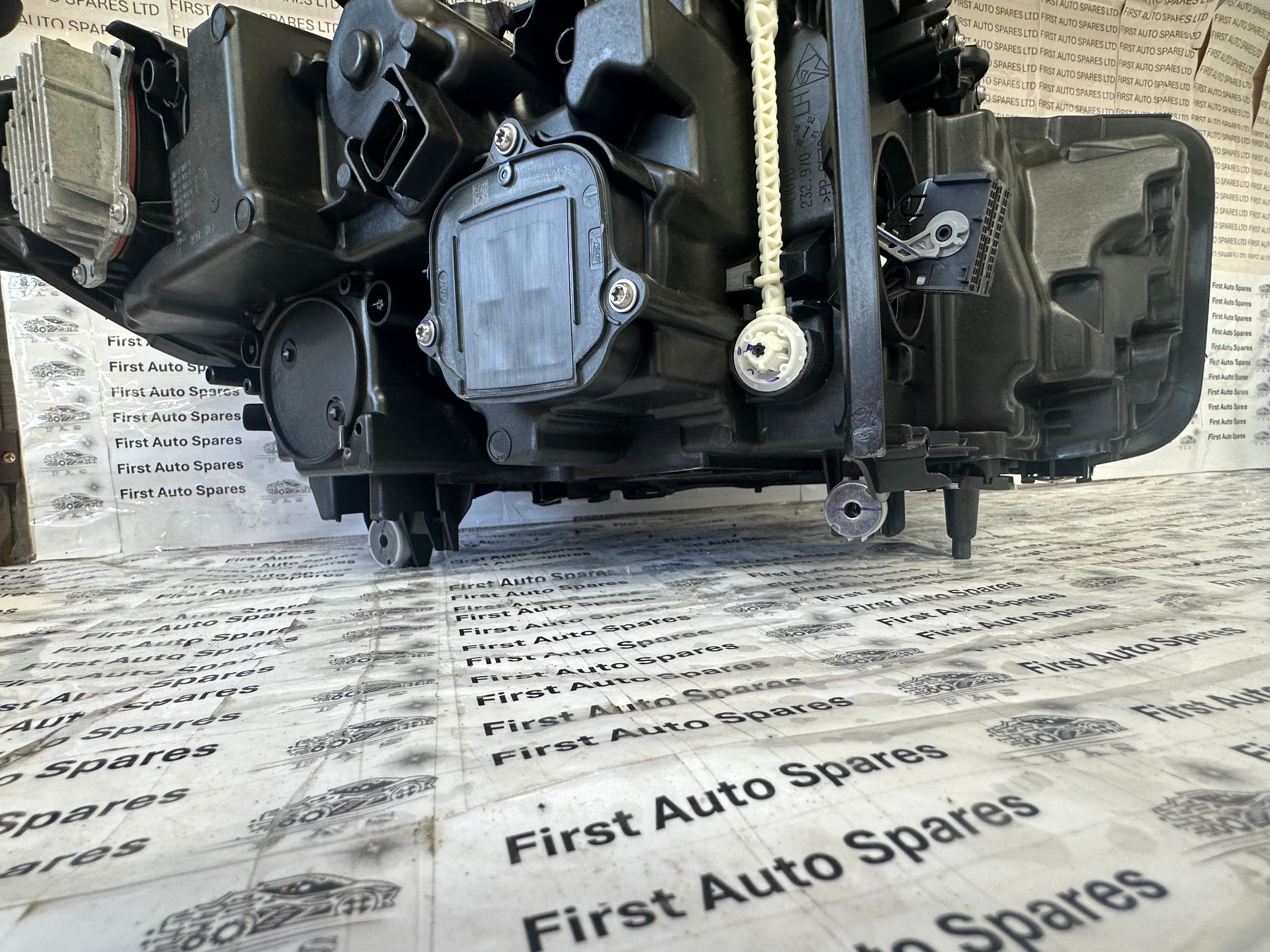 BMW 5 Series G30 F90 G31 LED Left Headlight (9479273-10)