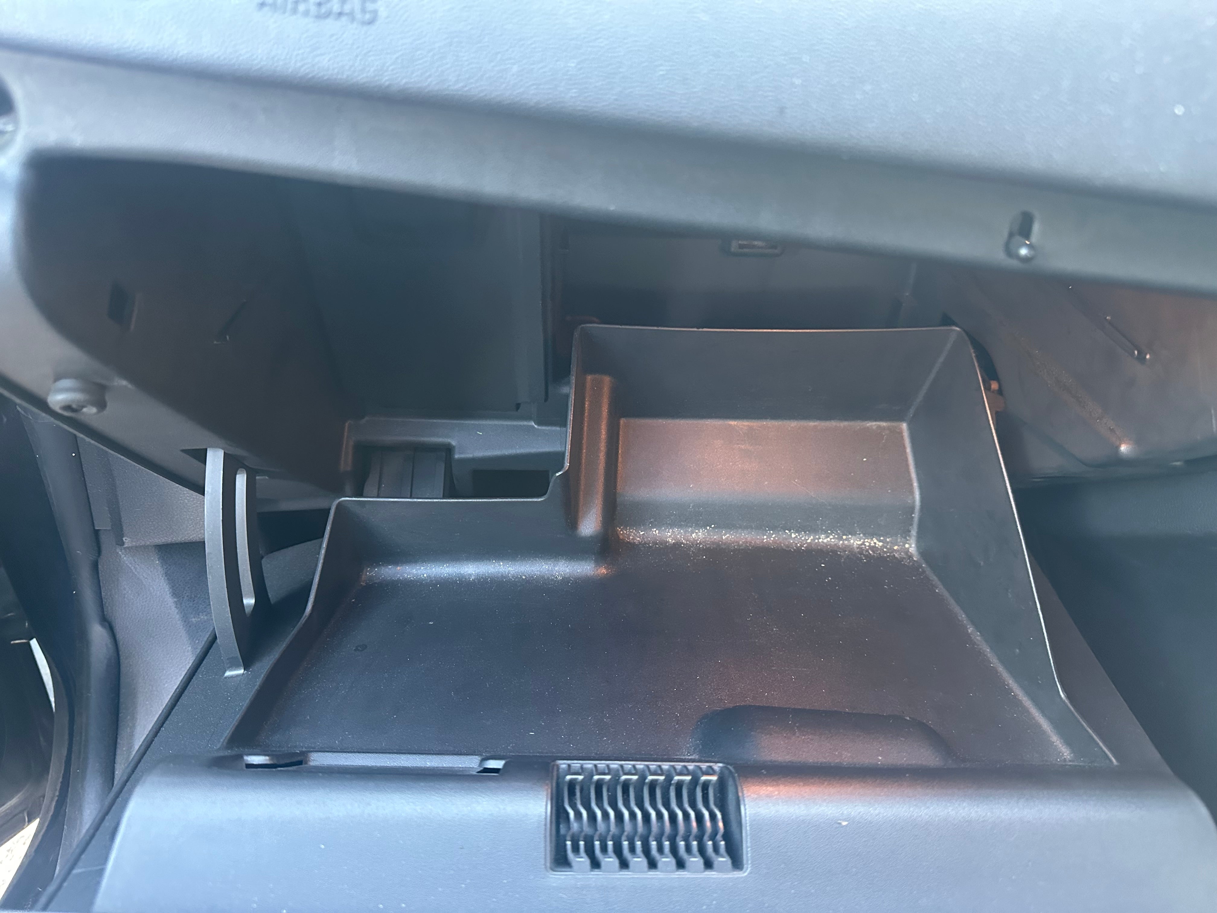 Vauxhall Astra SRi CDTi 2010 For Parts or Full Vehicle Sale (Price For A Wheel Nut Only)