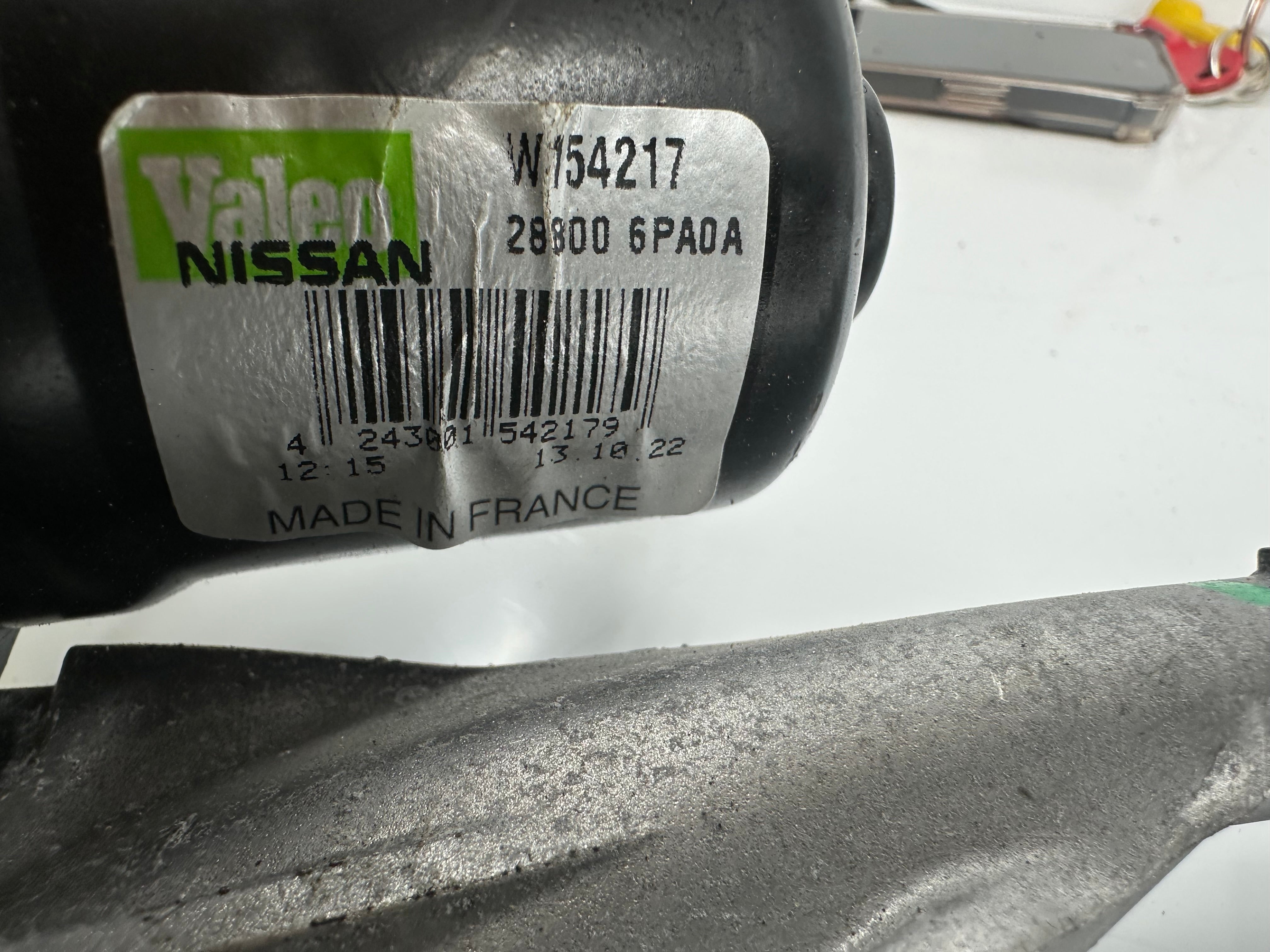 Nissan Juke F16 Front Wiper Motor & Linkage (288006PA0A W147043)