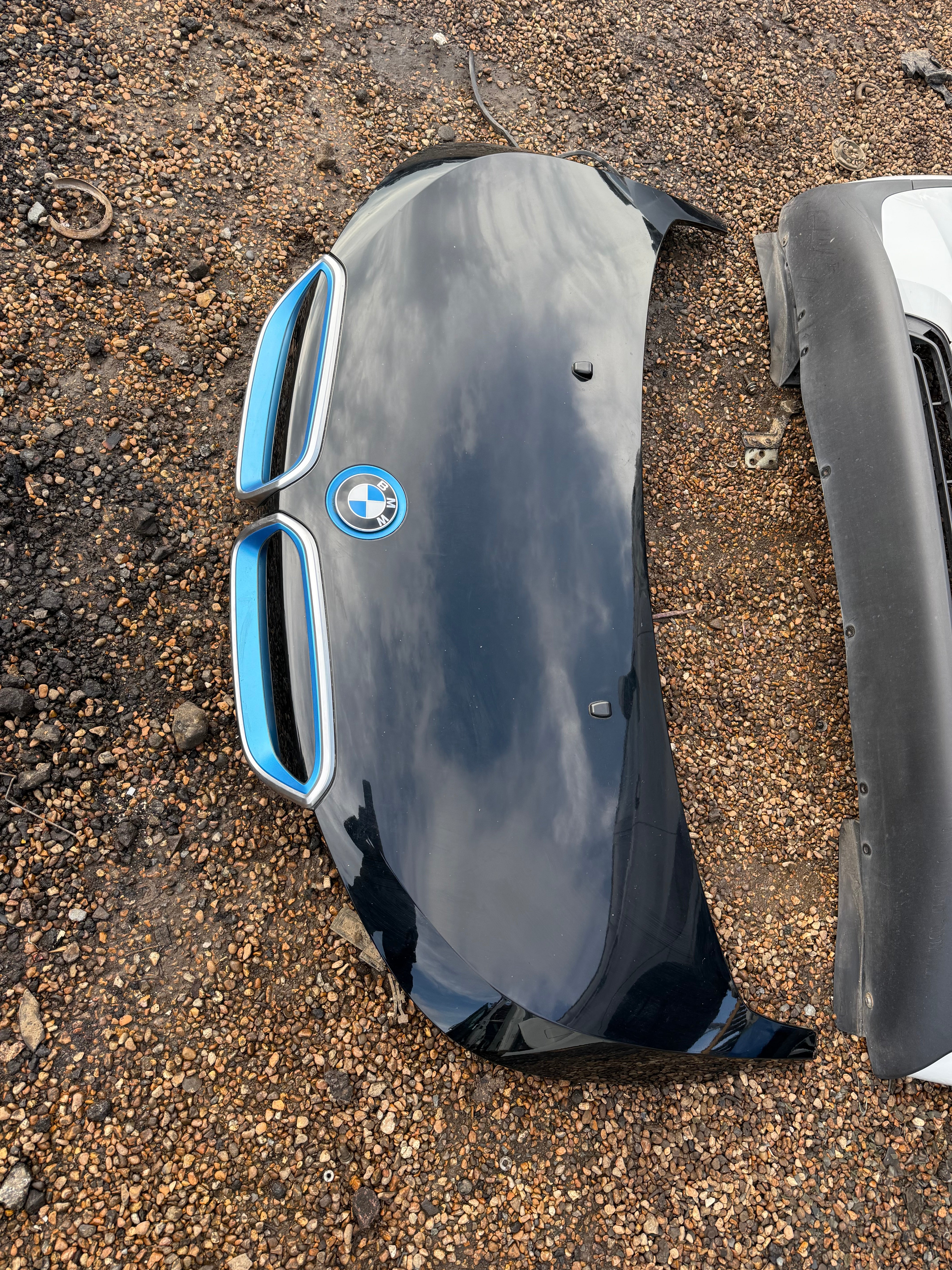 BMW i3 2017 Complete Front End