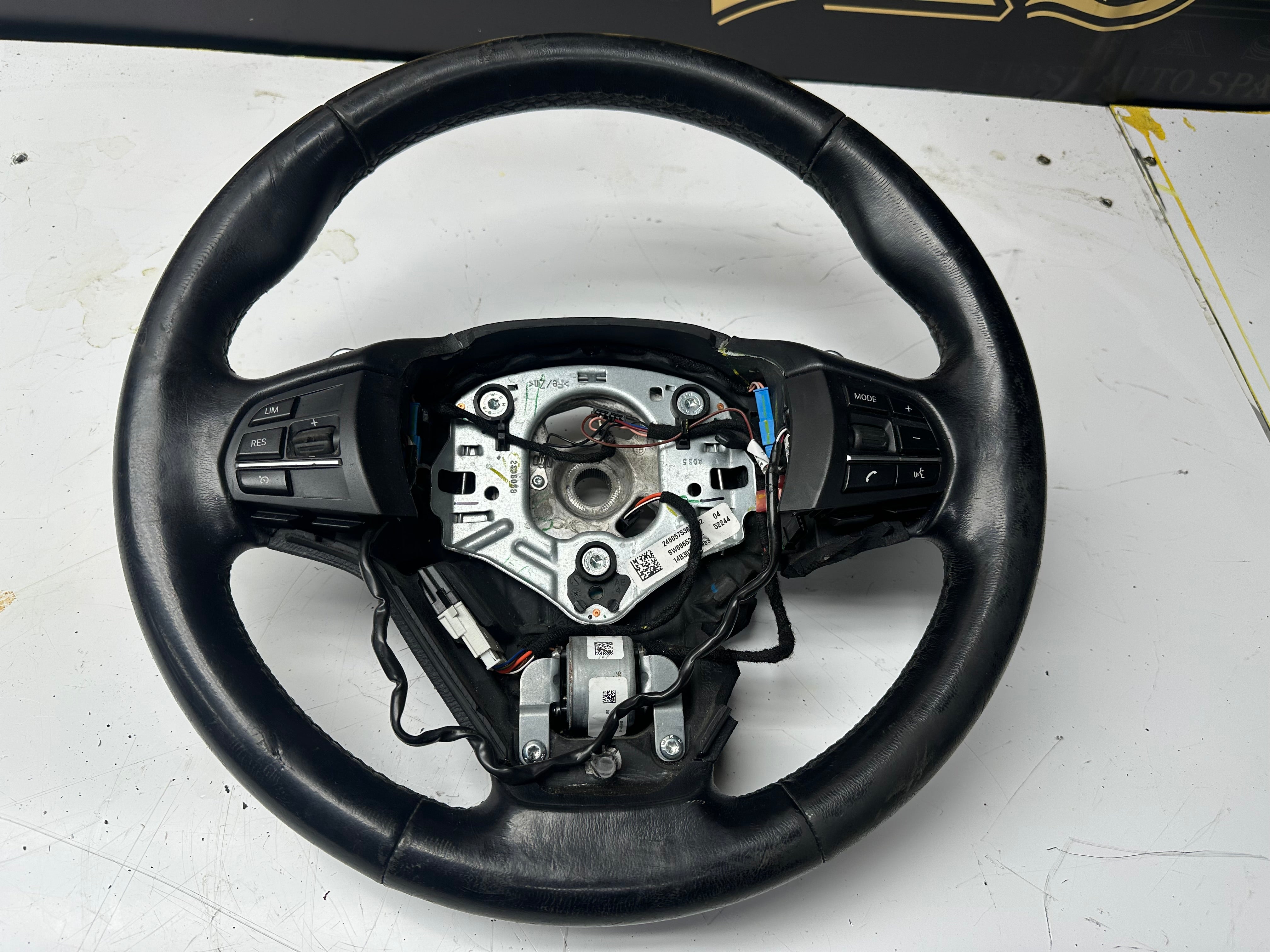 BMW F15 X5 2013–2016 Multifunction Leather Steering Wheel (2460575385-02)