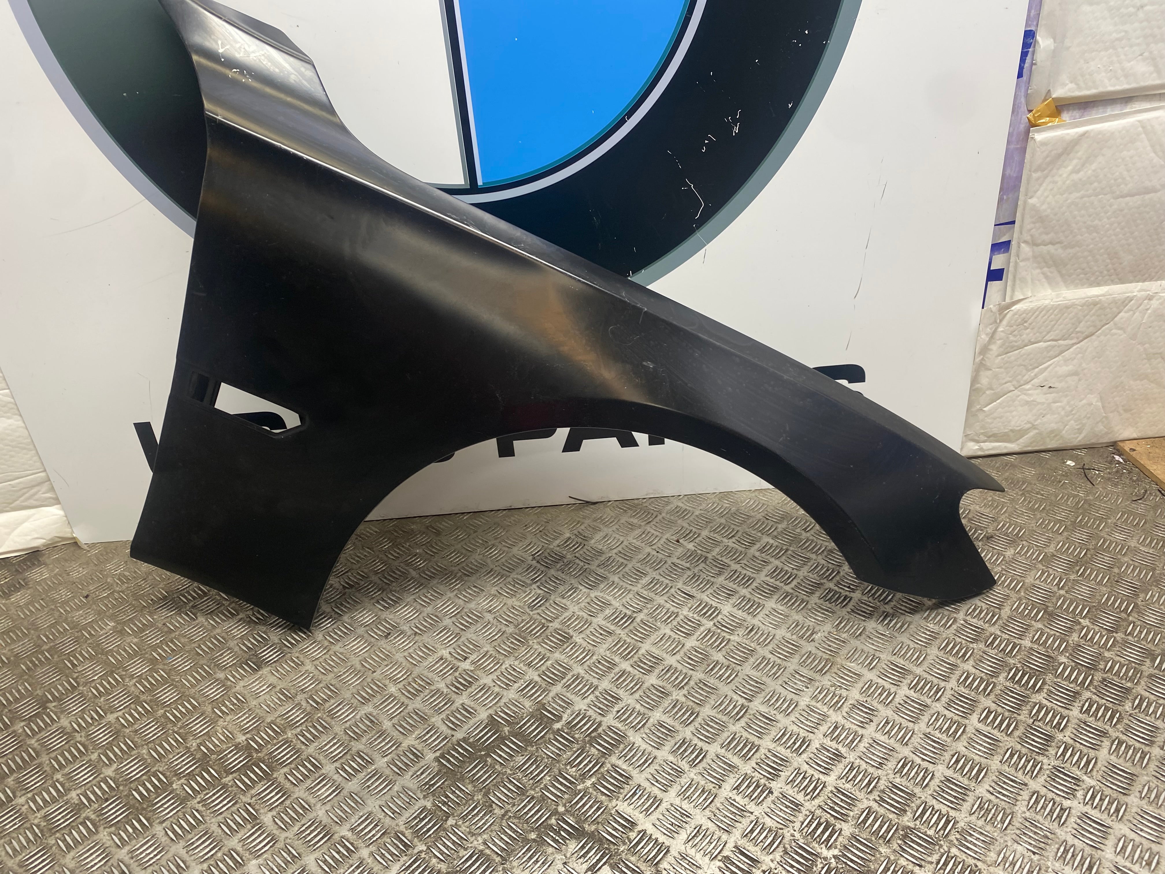 BMW 7 Series F01 / F02 Front Right Driver Side Fender Wing – 2008–2015