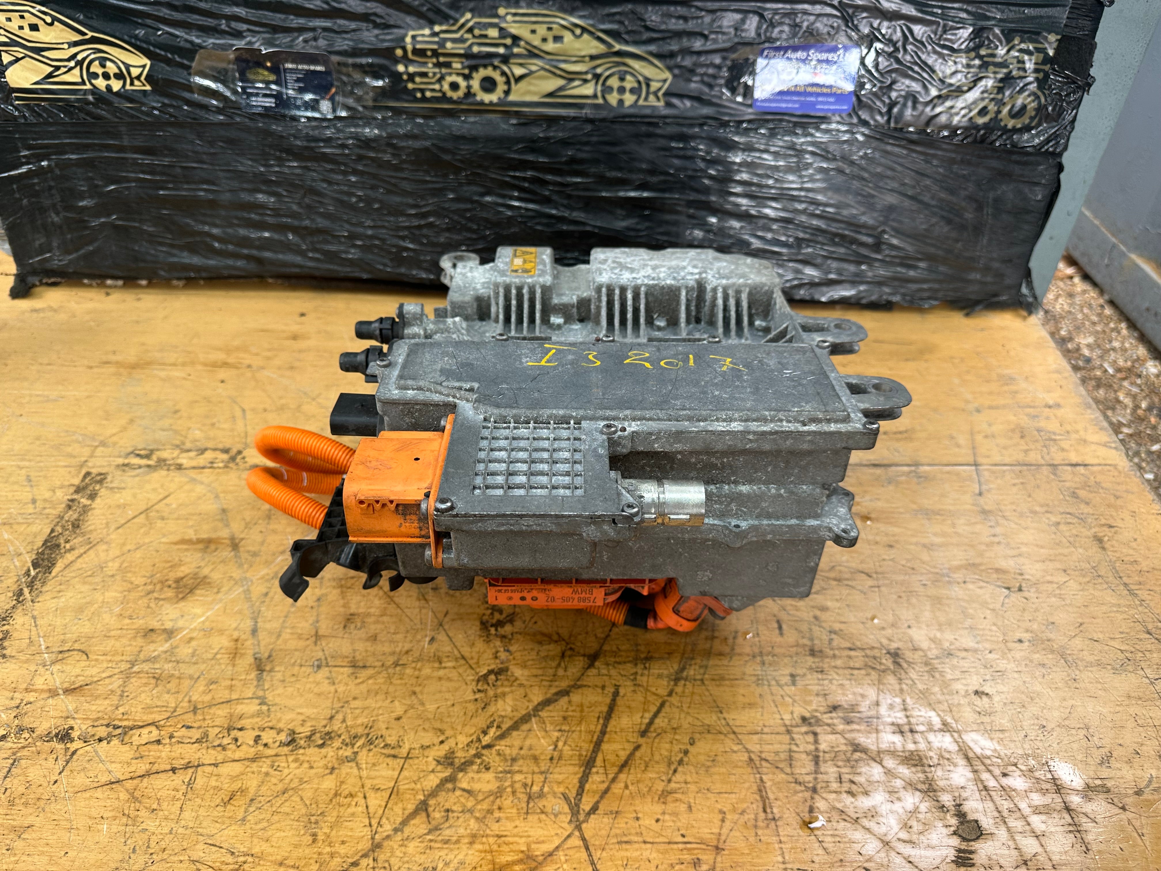 BMW i3 2013–2022 Voltage Converter (4010184601) (7933931)