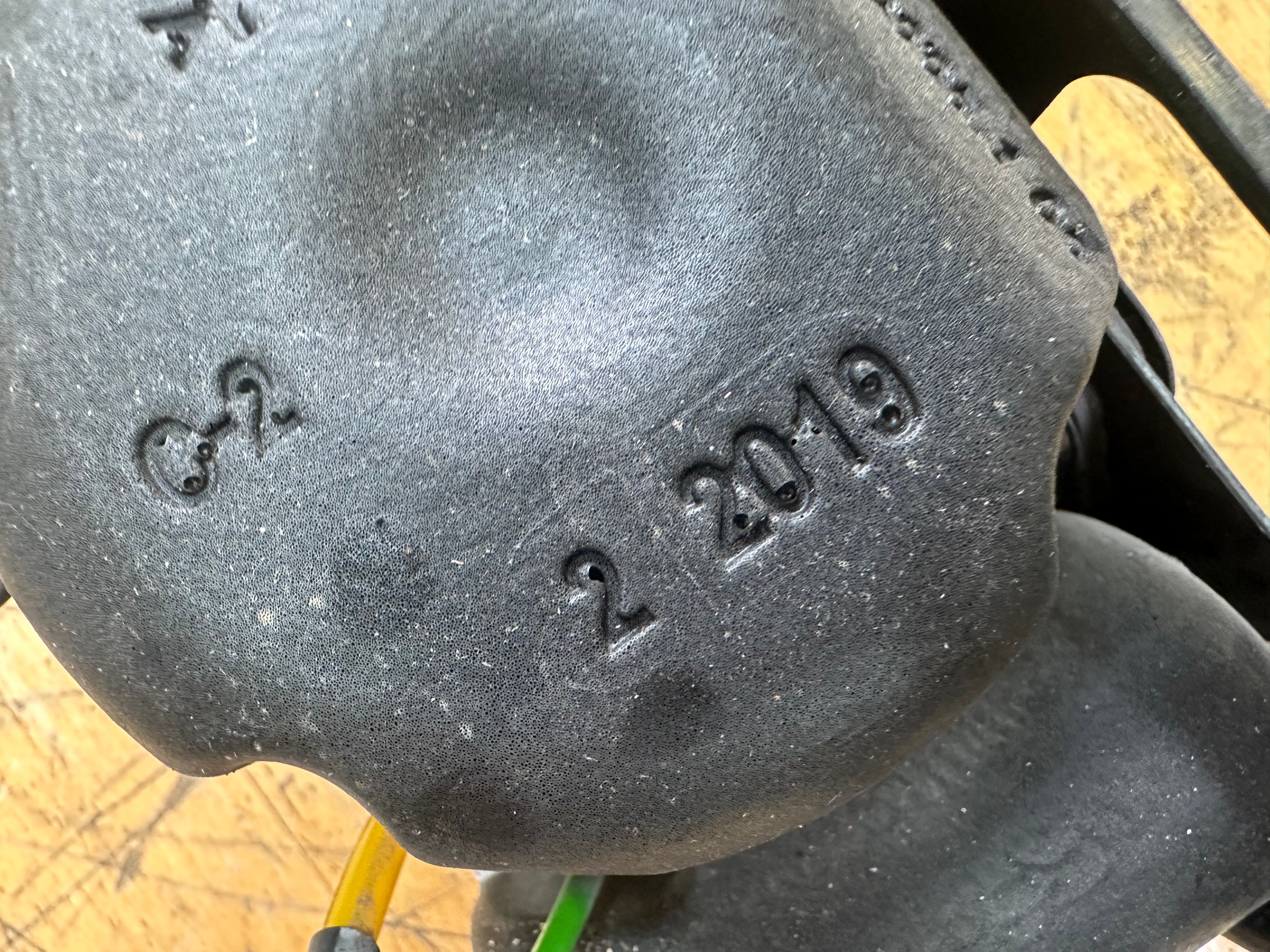 BMW X5 Series G05 2019 Air Suspension Compressor Pump Module 2ALF (6897112)