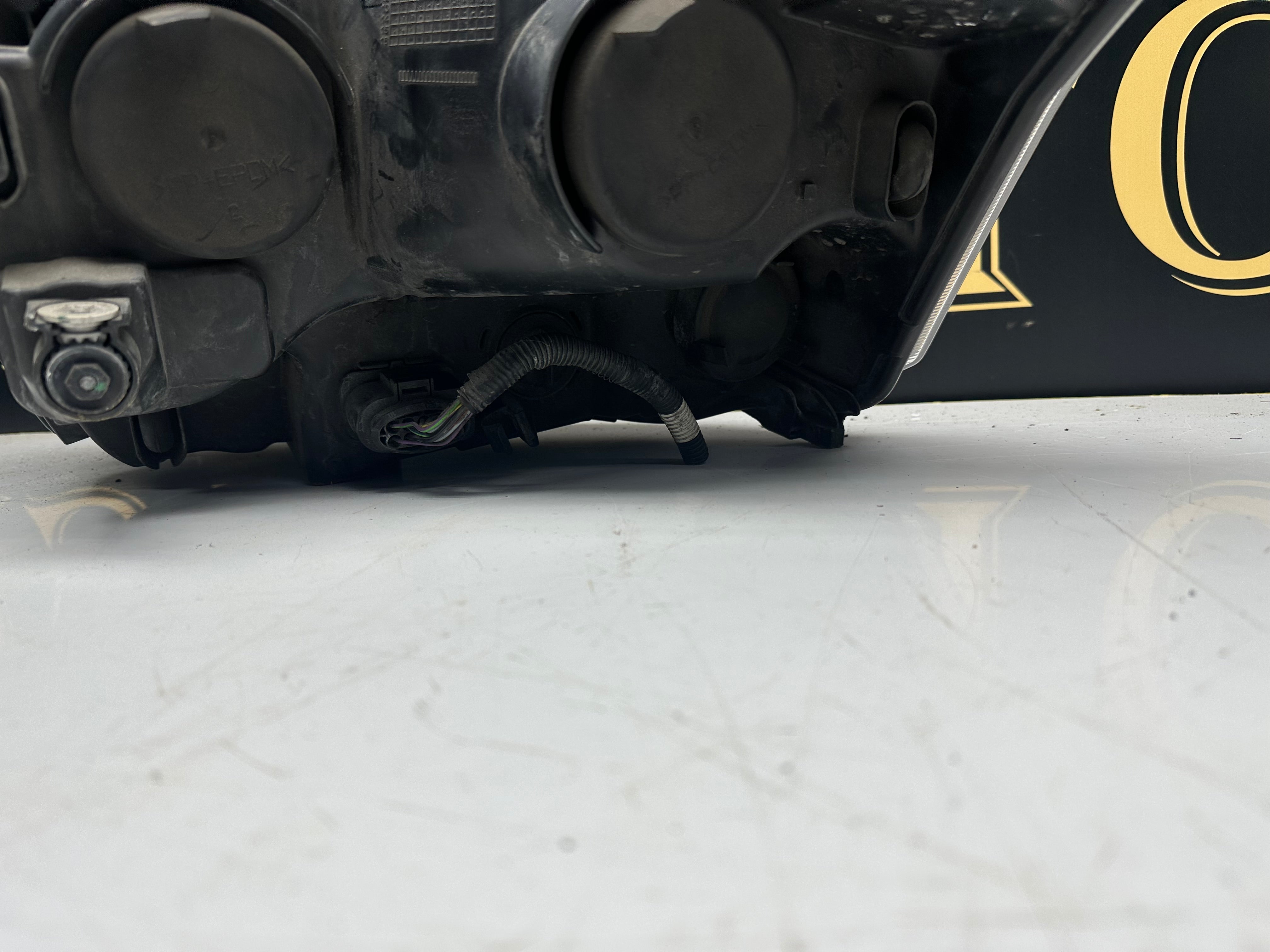 Ford Transit Mk8 Right Headlight Headlamp Light 14–20 (BK31-13W029-AF)