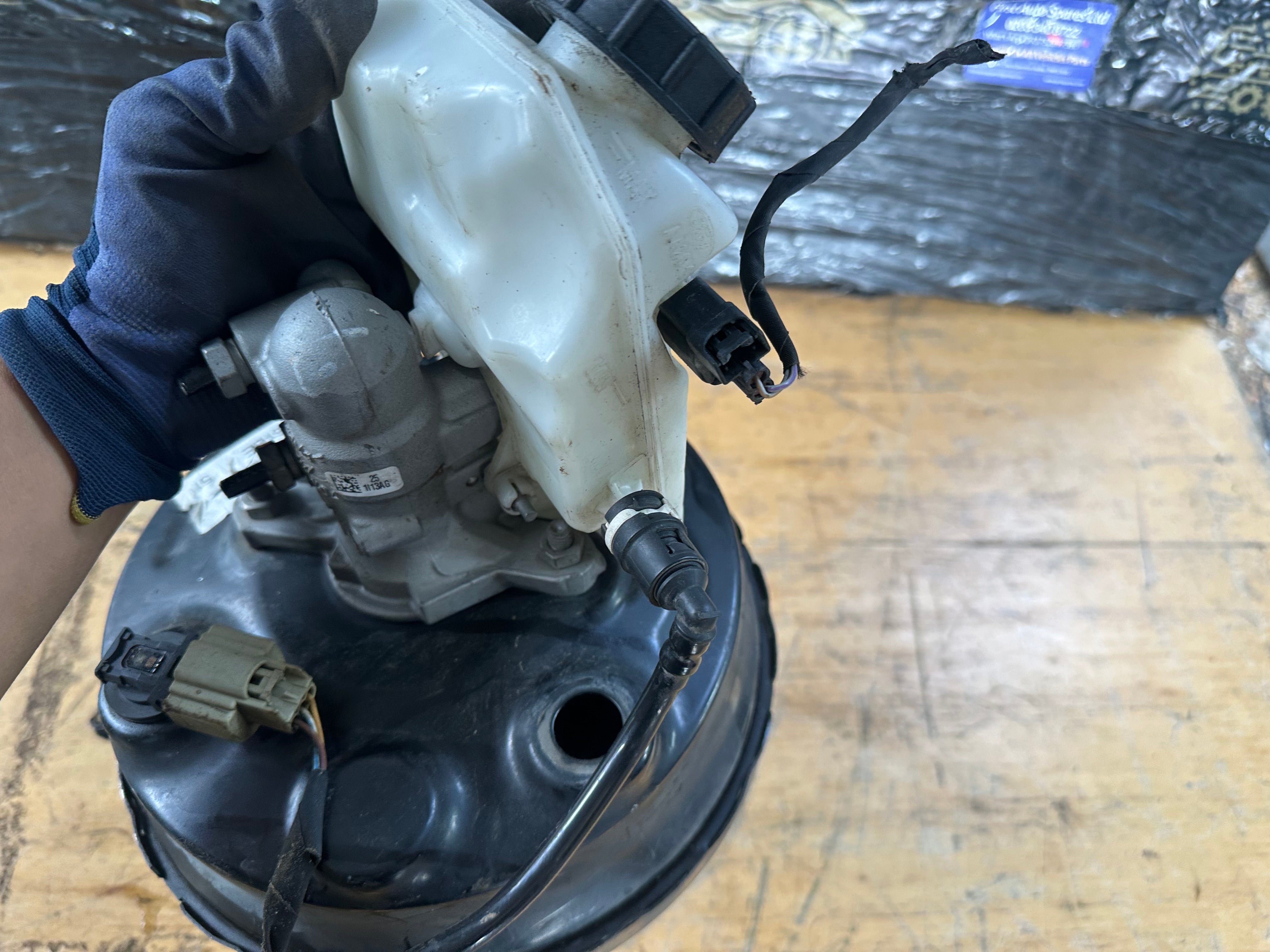 Ford Focus 2021 1.0 Petrol Brake Master Cylinder & Servo (JX61-2B195-BEC)