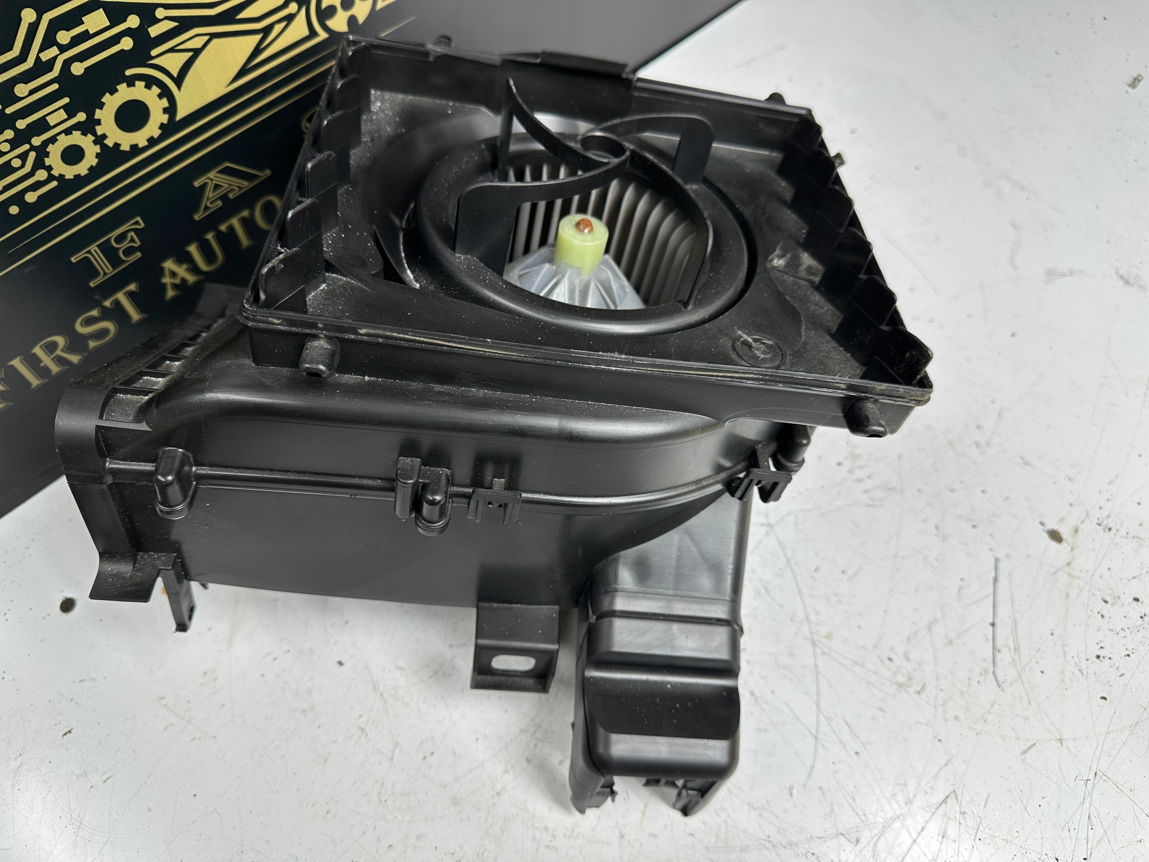 Toyota Yaris Heater Blower Motor (CZ443180-6382) (AC4-006-A)