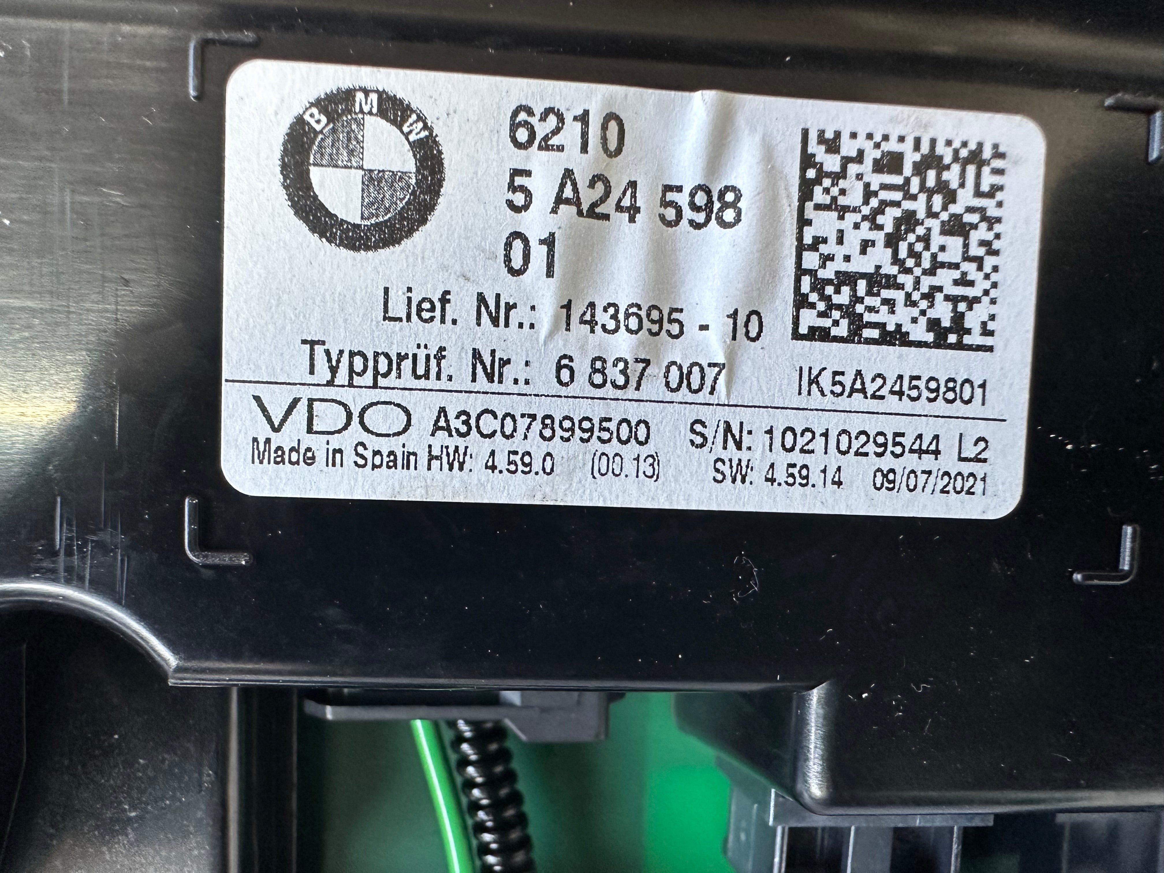BMW X1 F48 2021 Speedometer / Instrument Cluster (6837007)