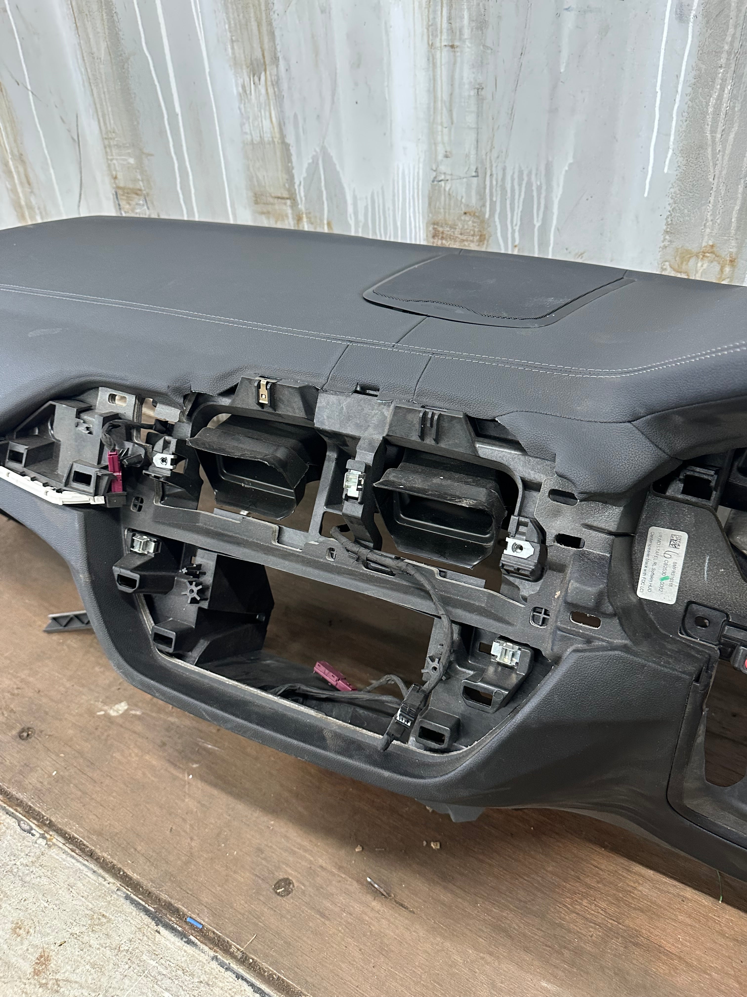 BMW iX3 / X3 / X4 G01 LCI Dashboard Black RHD – 2022–2024