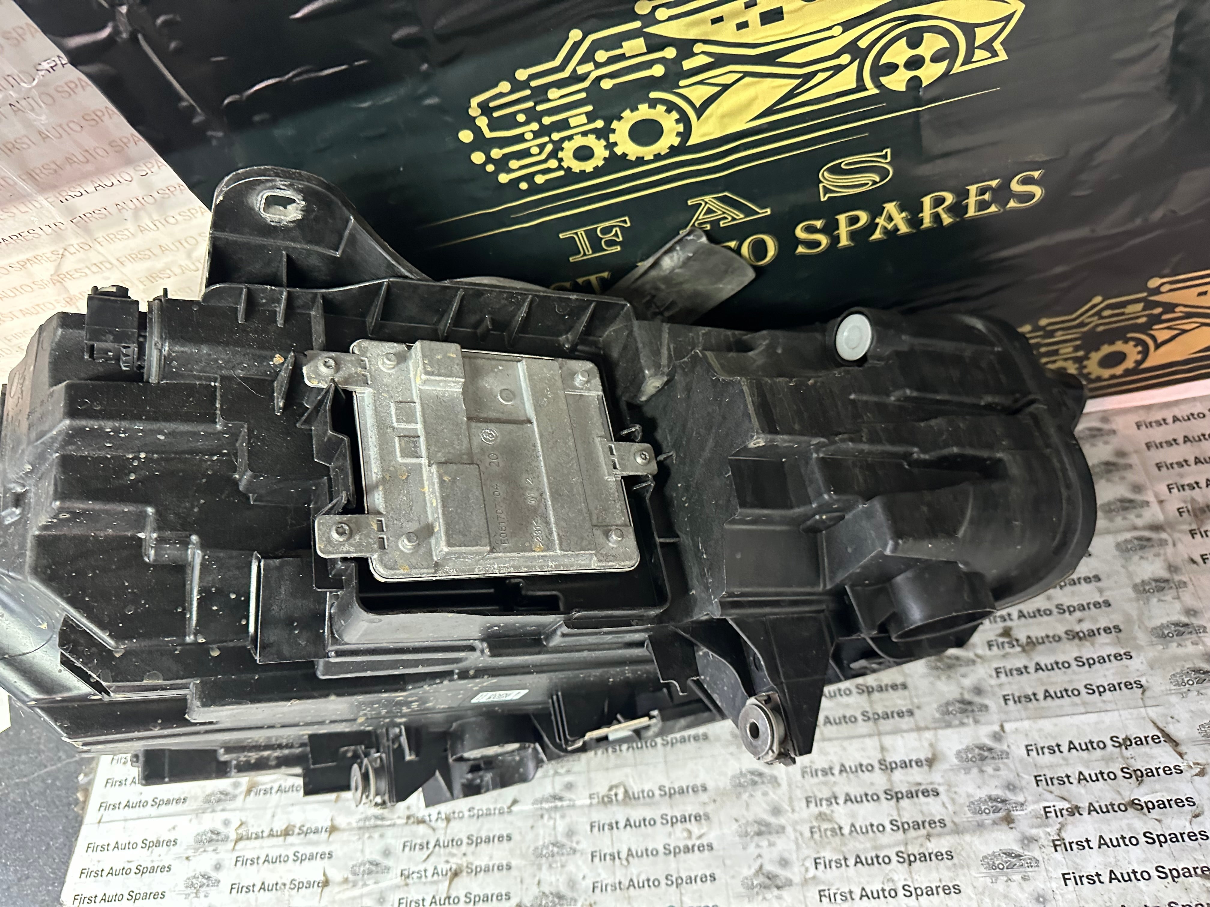 BMW 1 Series F40 LED Headlight Left Passenger N/S (9448097) (90182784)