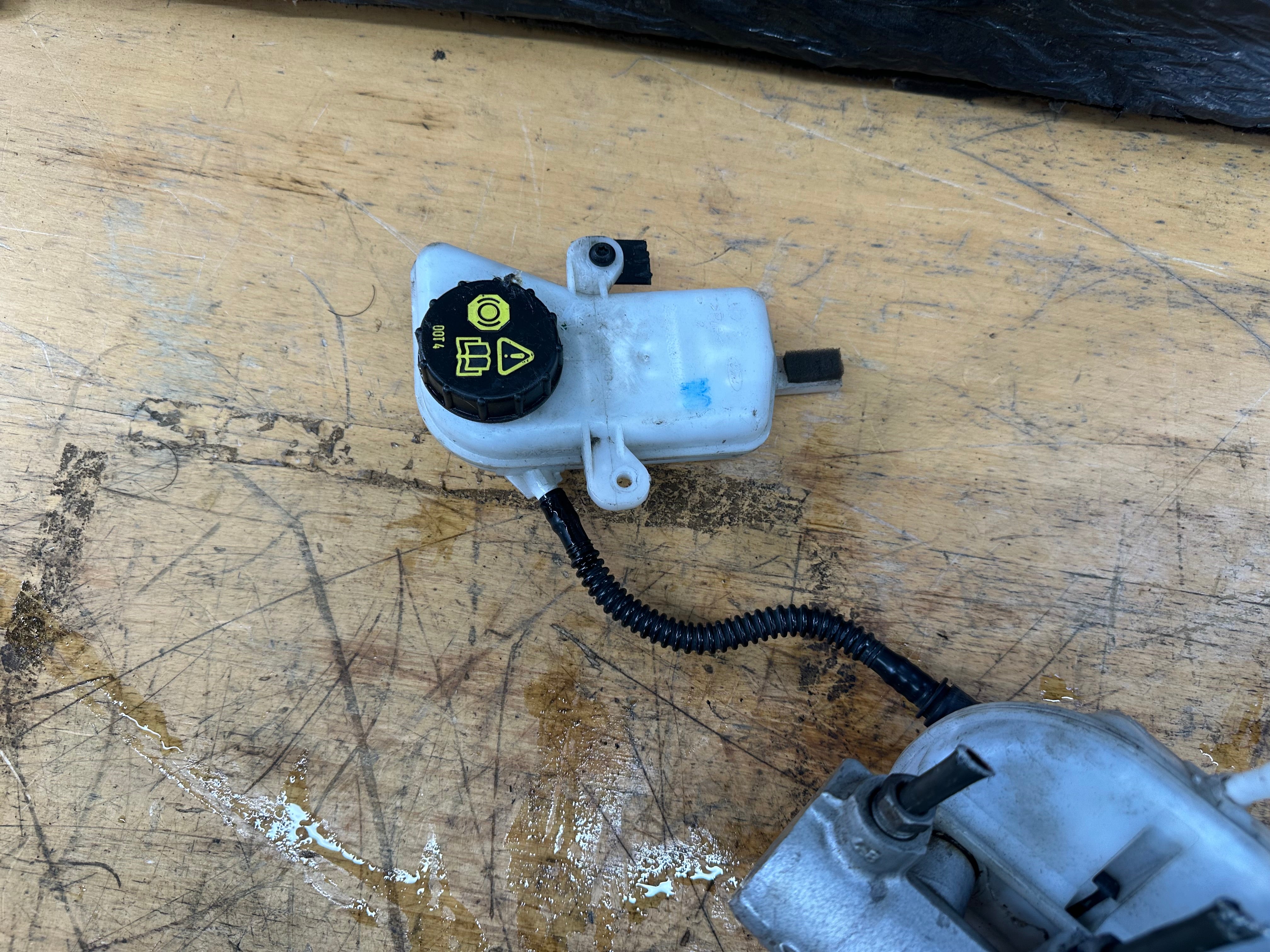 Ford Transit Custom 2018–2023 Brake Servo & Master Cylinder (GK21-2B195-AC)