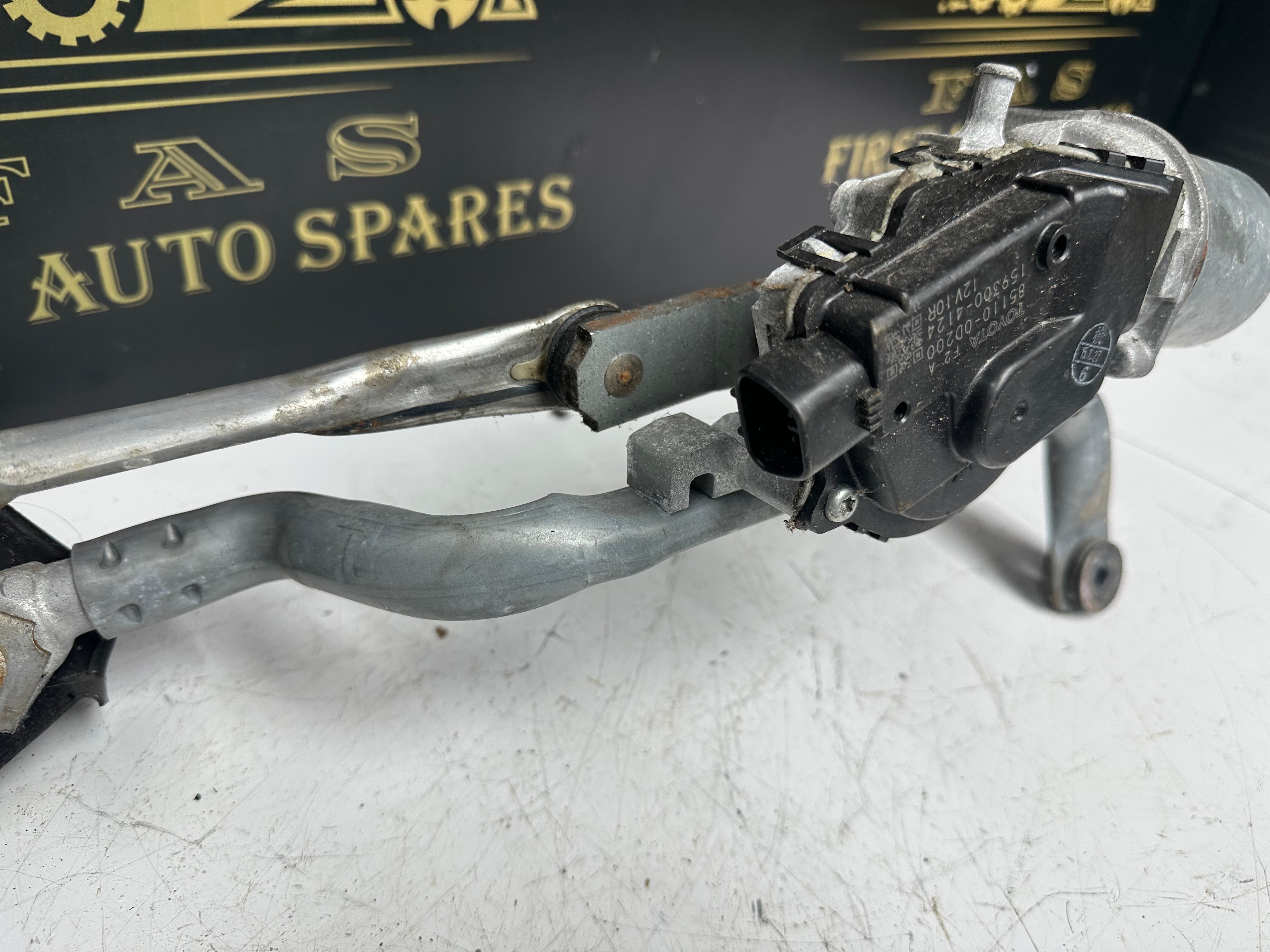 Toyota Yaris 2019 Front Wiper Motor & Linkage (85110-0D200) (159300-4124)