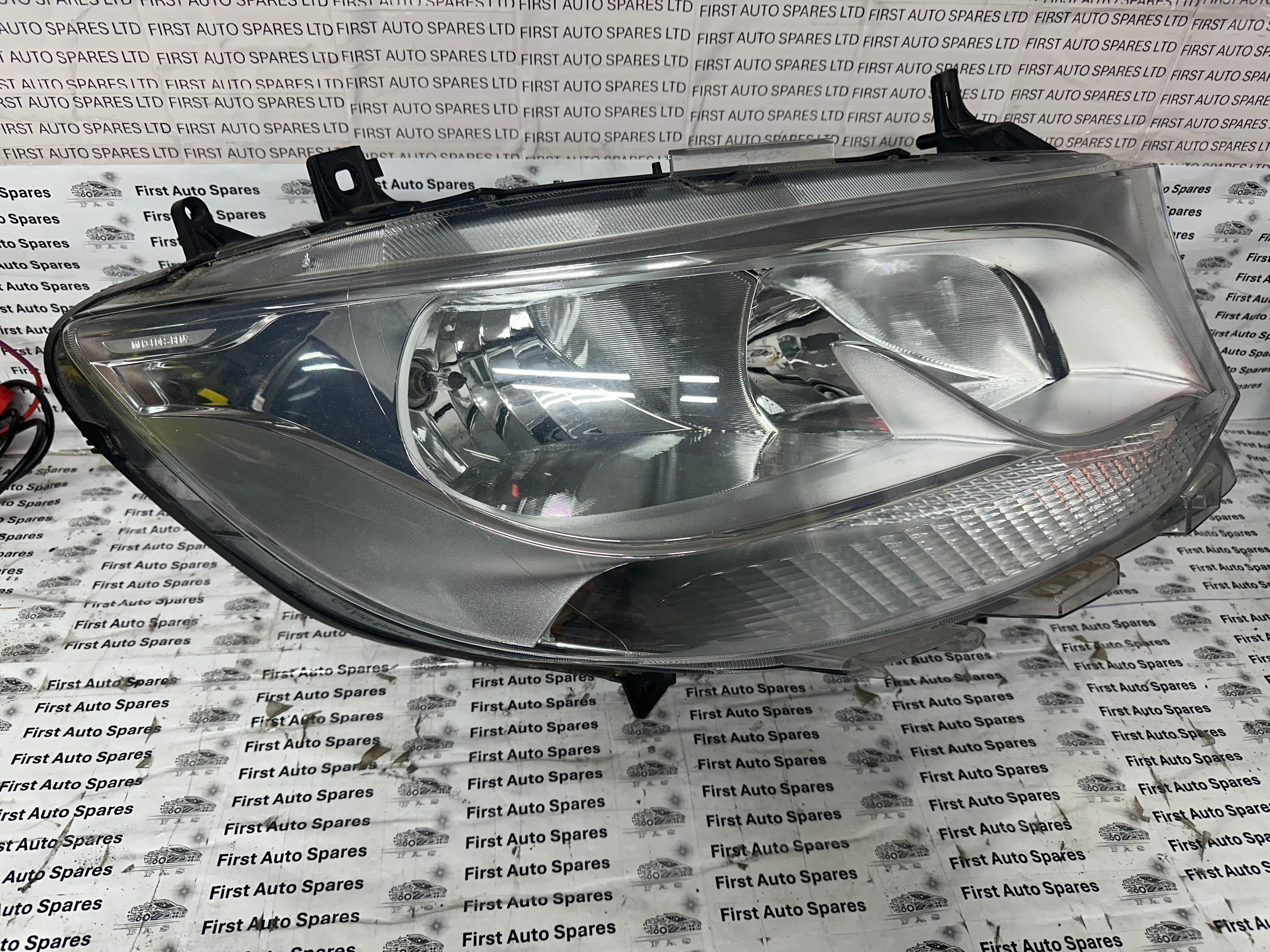 Mercedes Sprinter MK3 2018-2024 Right Headlight (A9109060300) (90139097AE)