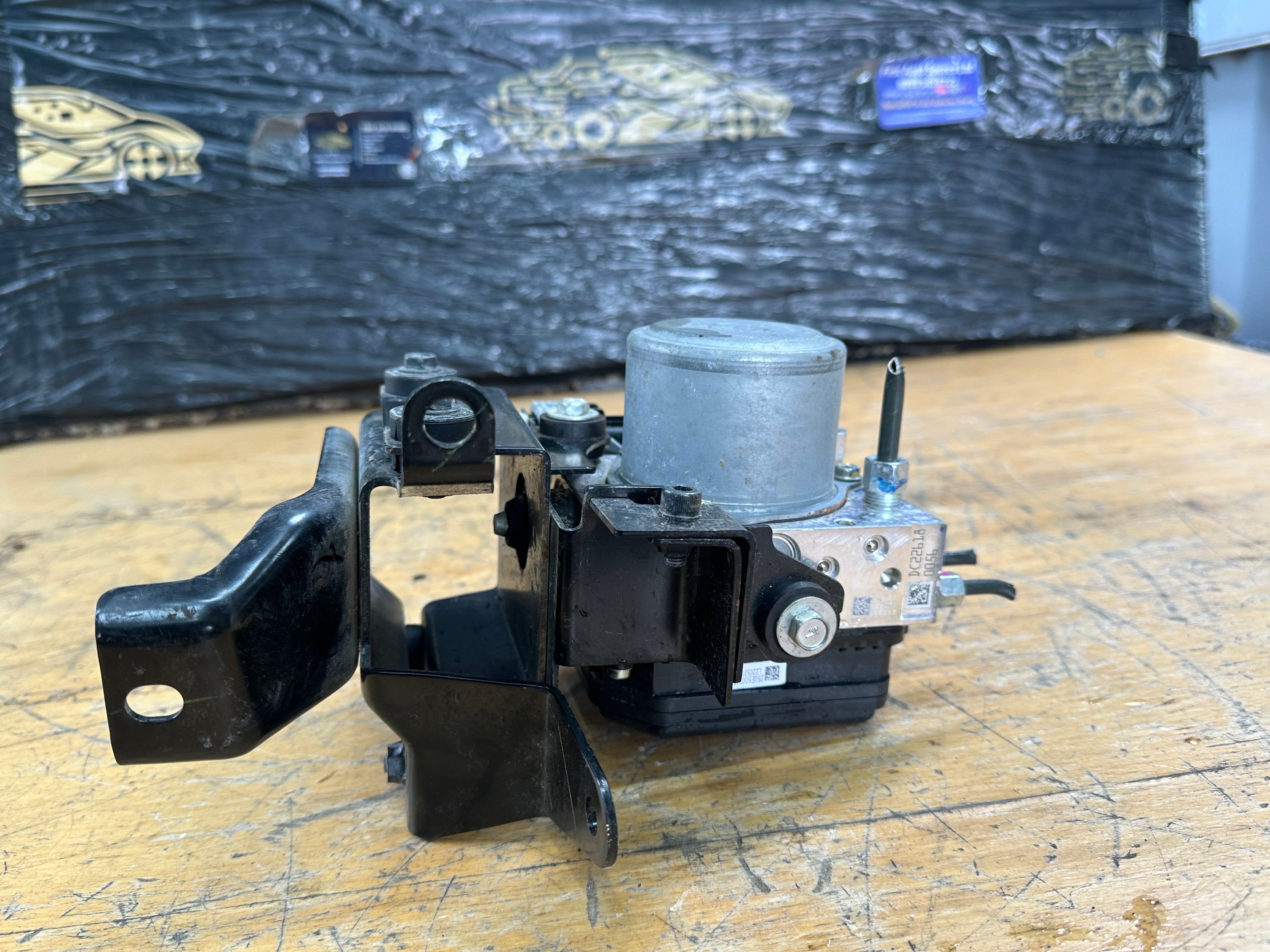 Nissan Leaf ZE1 ABS Pump 2017–2024 (47660-5SH5C)