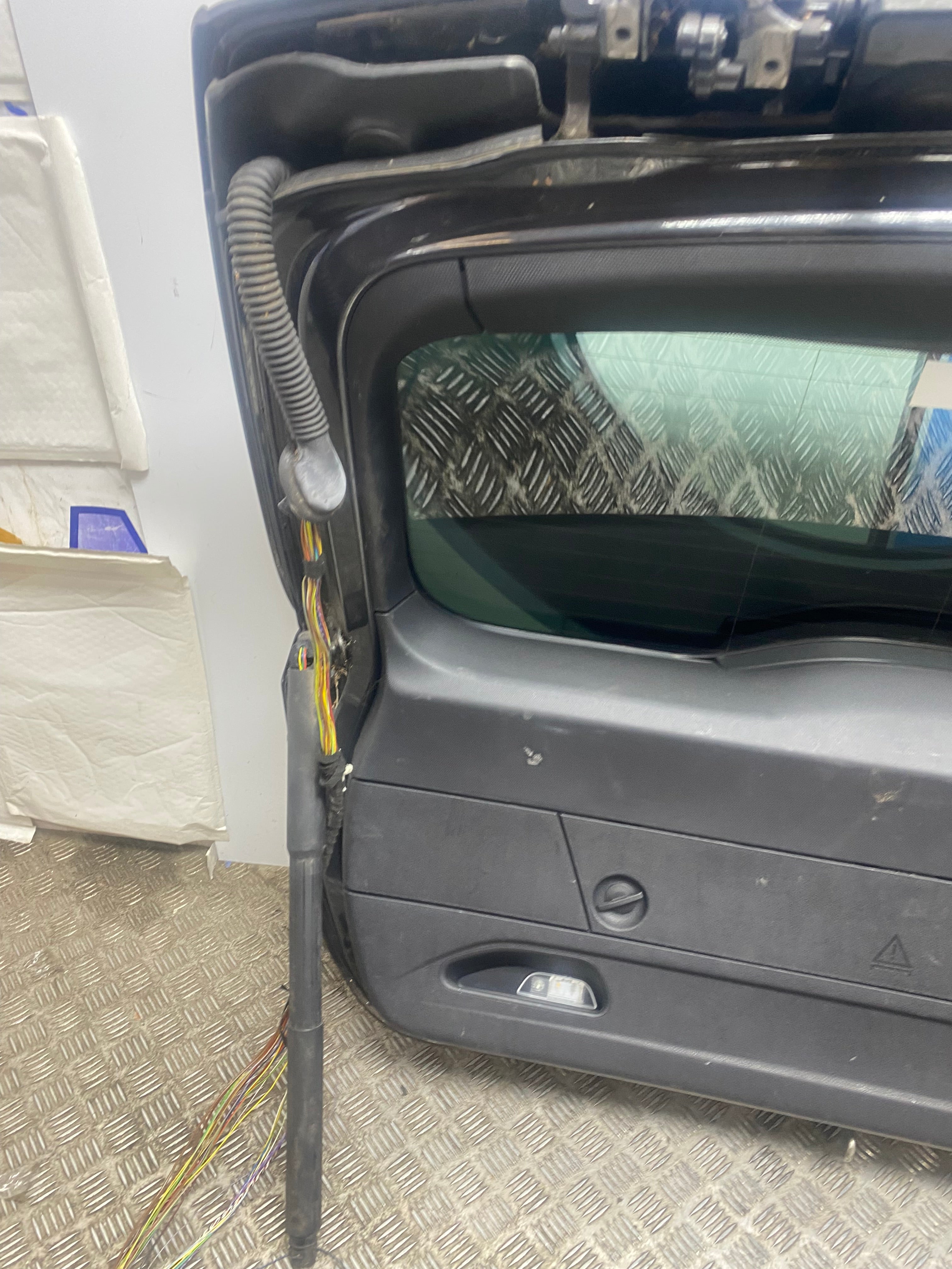BMW 3 Series F31 Rear Tailgate / Boot Lid – 2012–2019 (7314180)