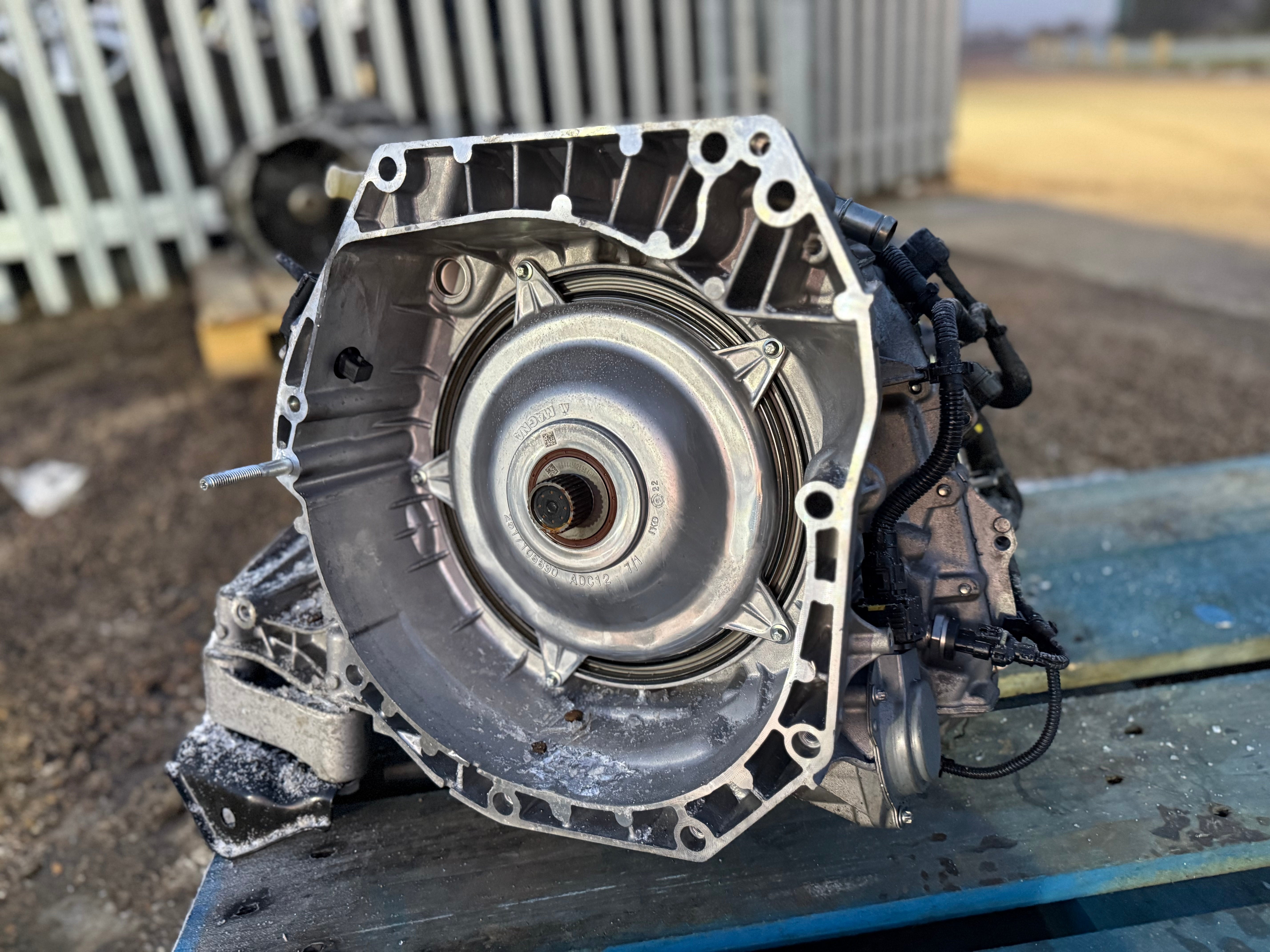Nissan Juke F16 Petrol Automatic Gearbox (320105590R)