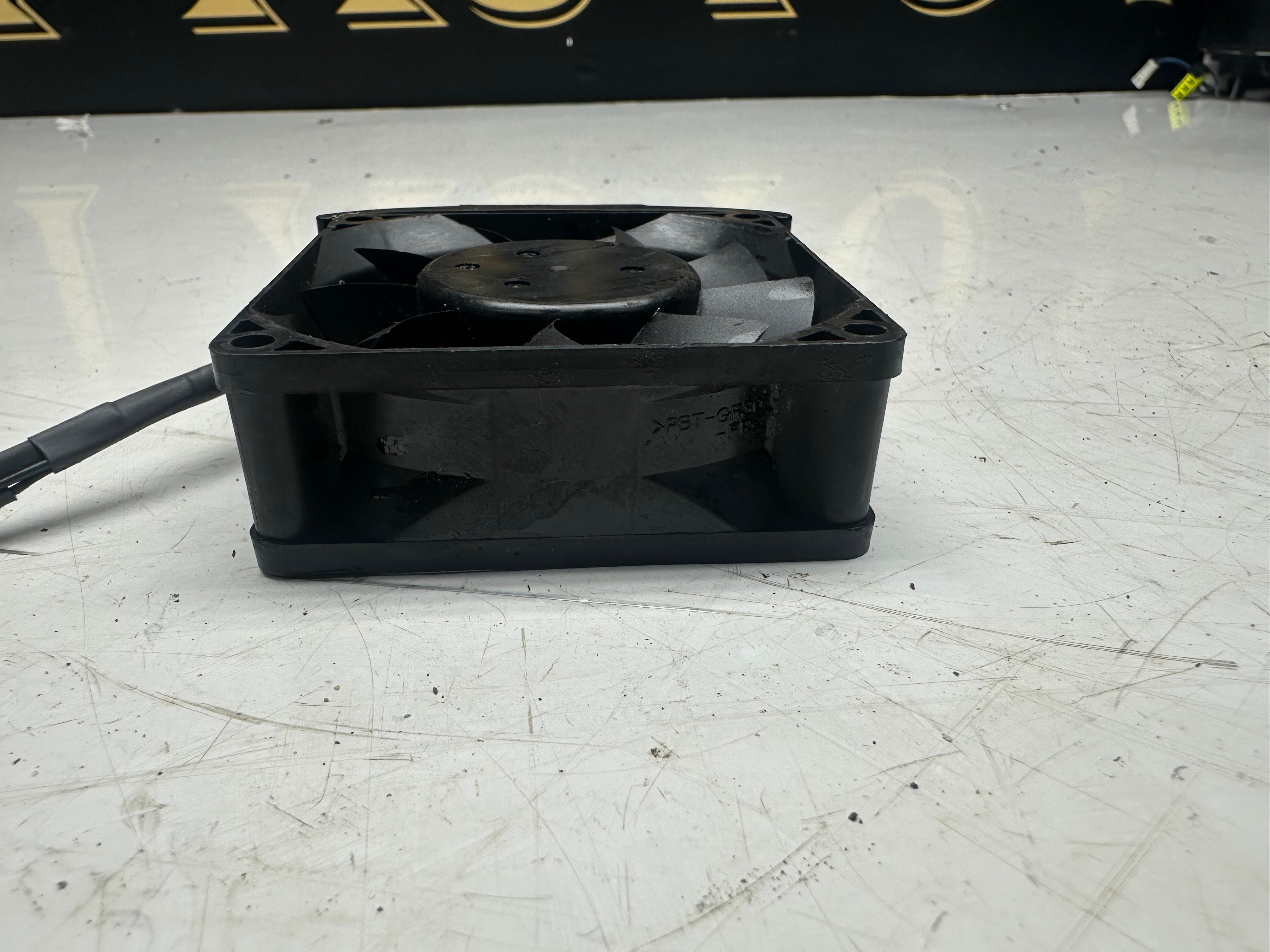 BMW i3 REx 2018–2022 Amplifier Cooling Fan Blower (6515 6983075-02)