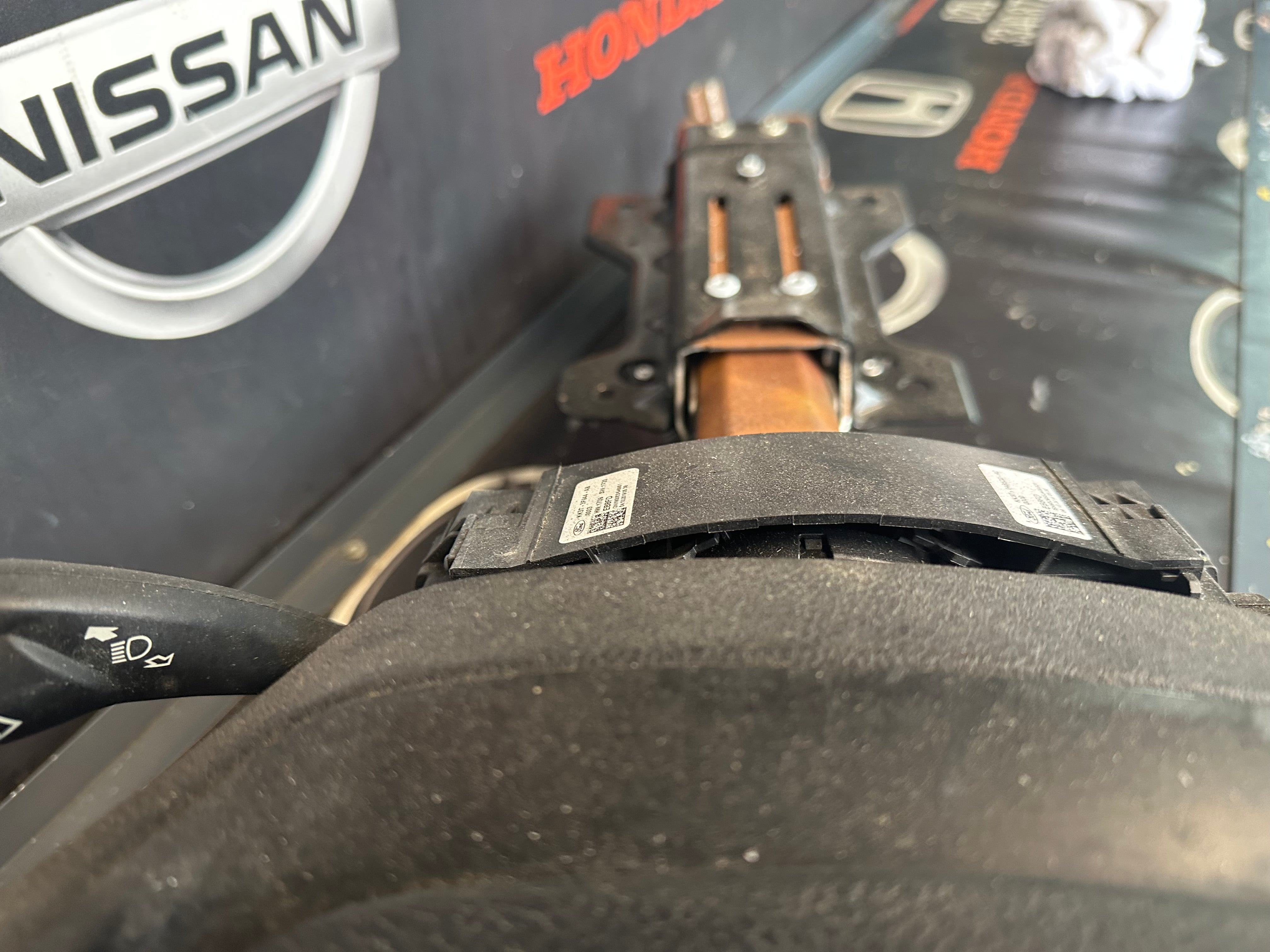 Ford Transit Complete Steering Column (KK3T-14B522-AC, KK3T-3F944-AB)