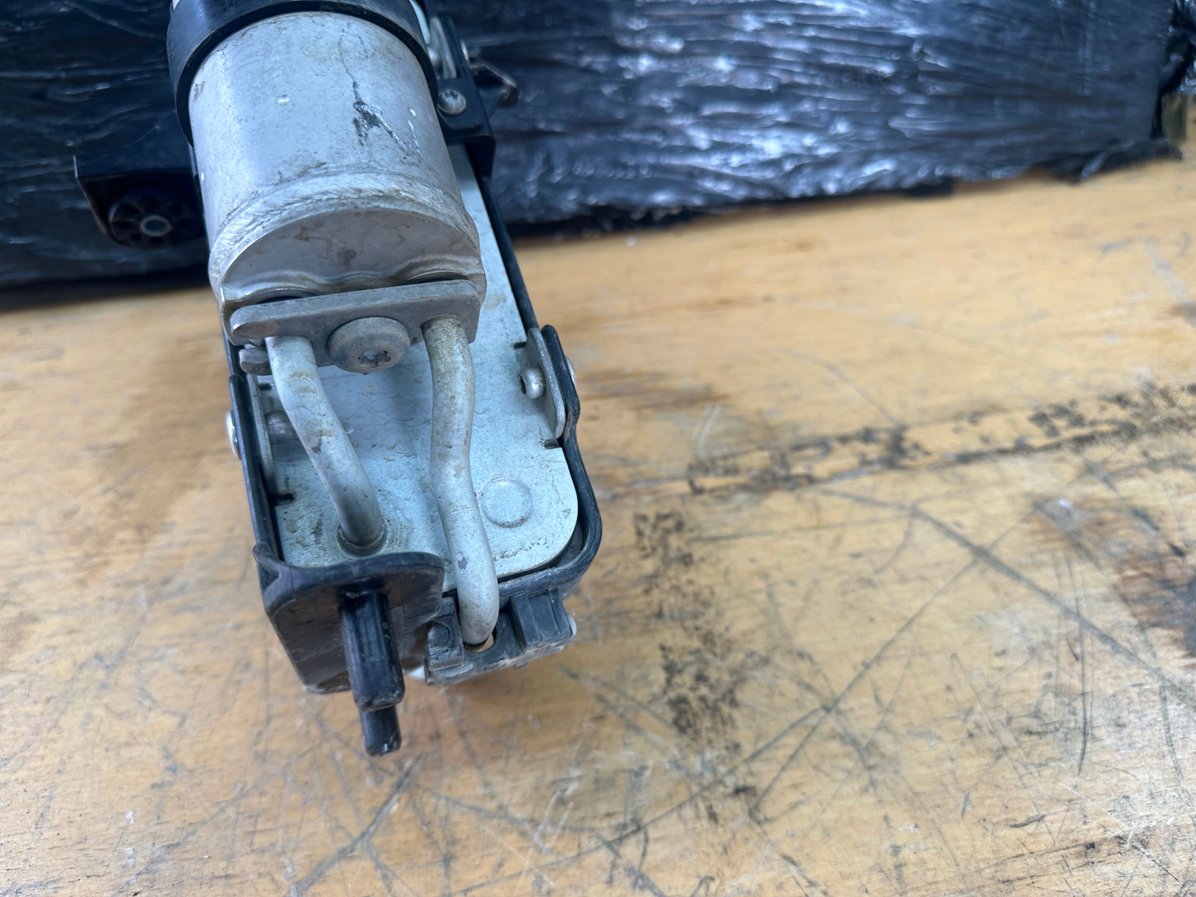 BMW 5 Series 540i xDrive G30 A/C Air Condition Condenser With Dryer (6842989-01)