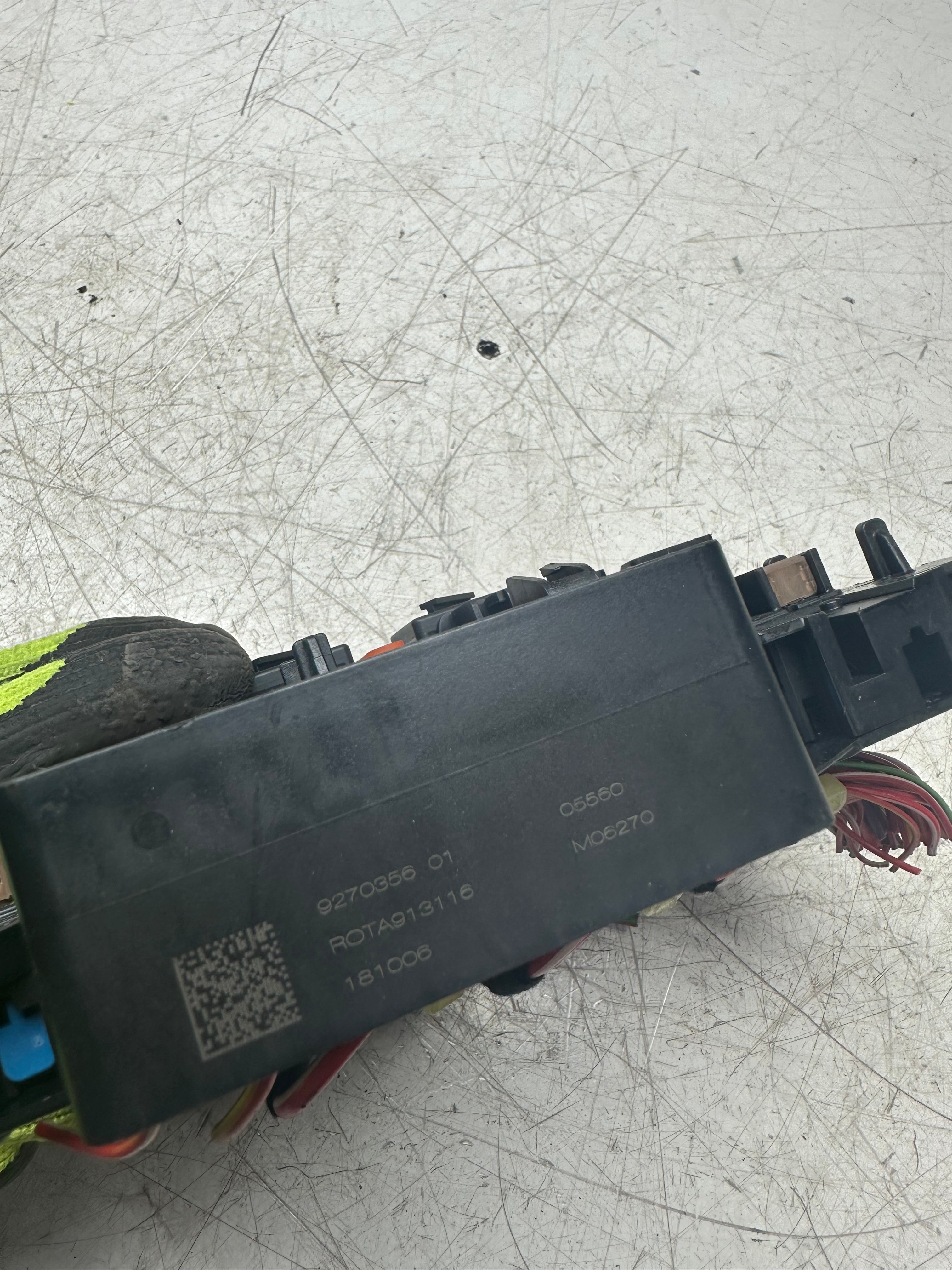 BMW 1 Series / 2 Series / X1 / X2 Rear Fuse Box 9360501 – 2014–2025