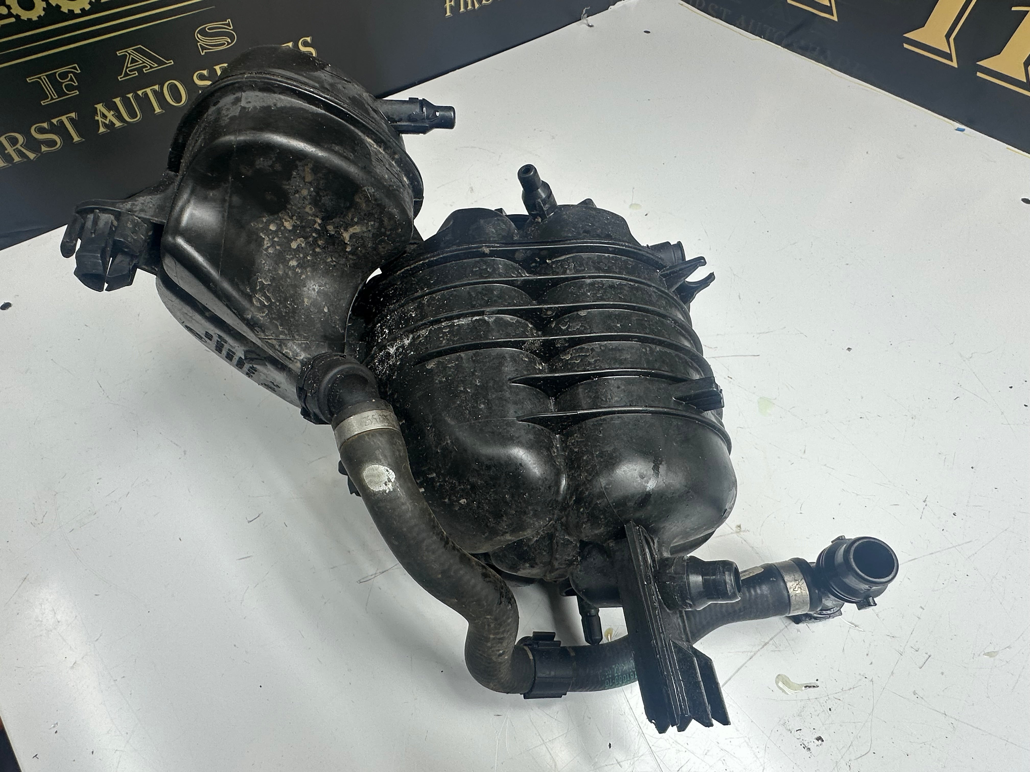 BMW 3 Series G20 G21 Engine Coolant Expansion Tank (18779811) (8610653)