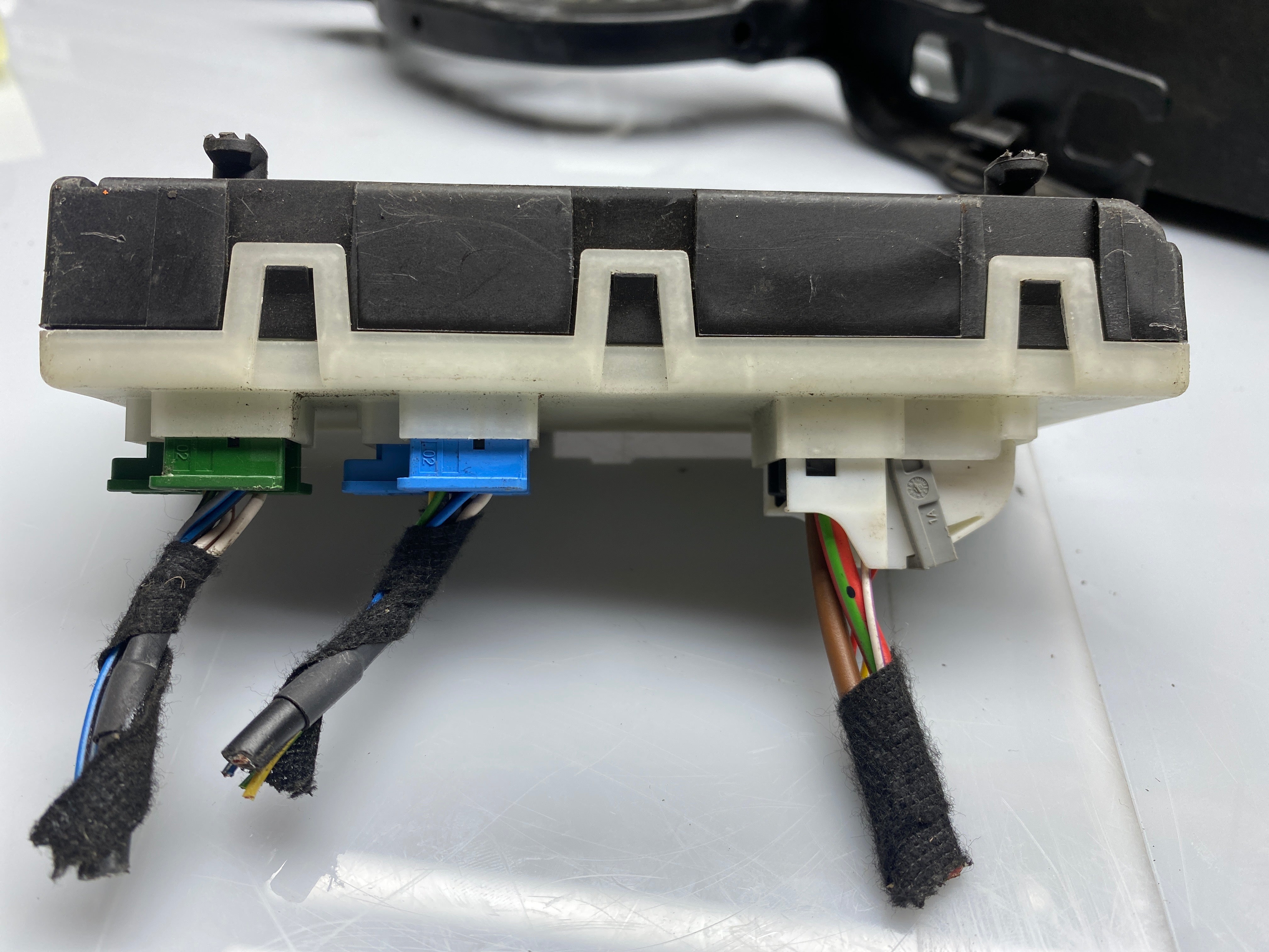 BMW 3 Series F30/F31 Miscellaneous Control Module 2015–2019 (9491419-01)