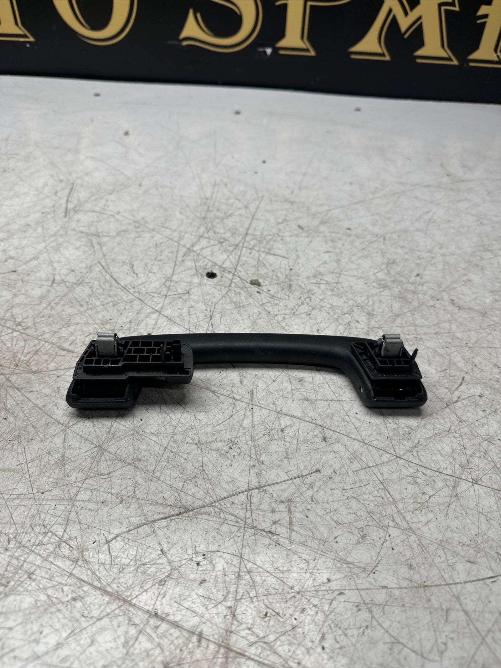 BMW i3 G08 Right Roof Handle PA6-GF30 – 2018–2024