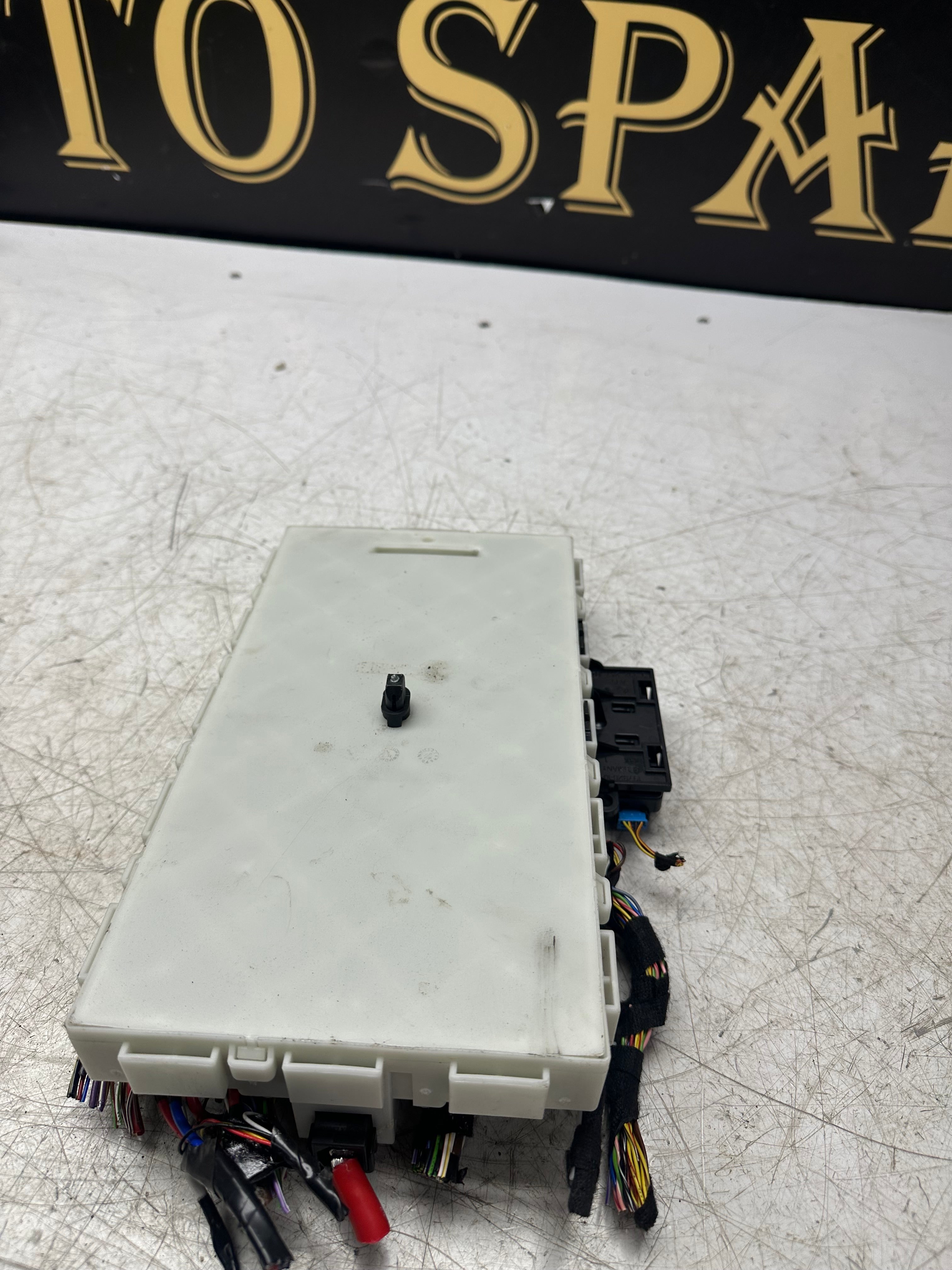 BMW 3 series Control Unit 116RI001052 / 193444 / 8781423 / 5C761CF04 / 3517012